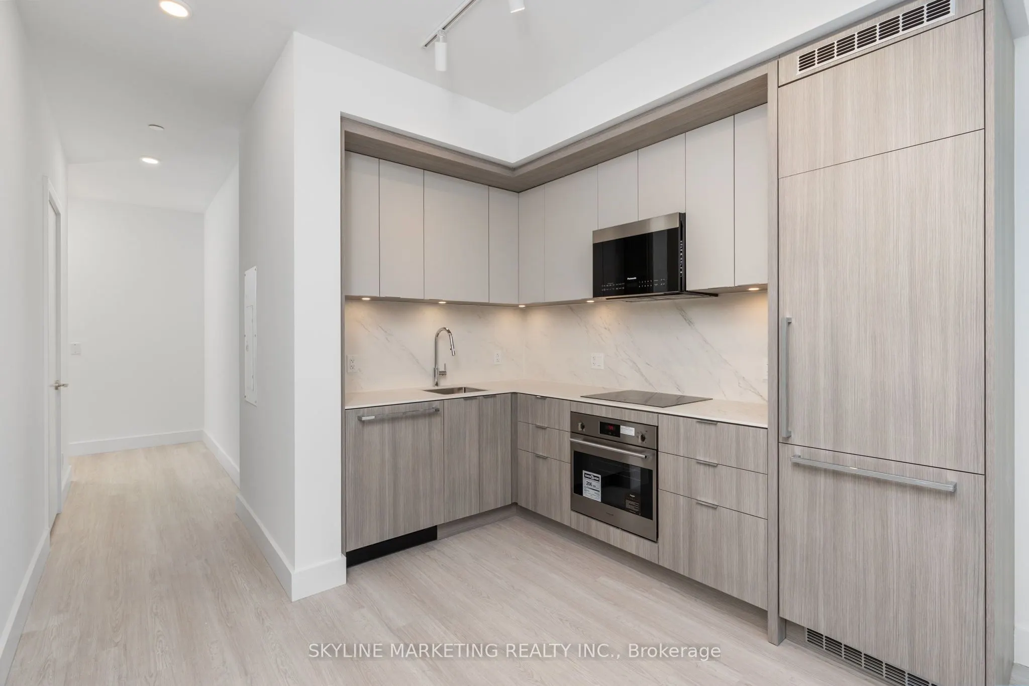 6 Greenbriar Road #210