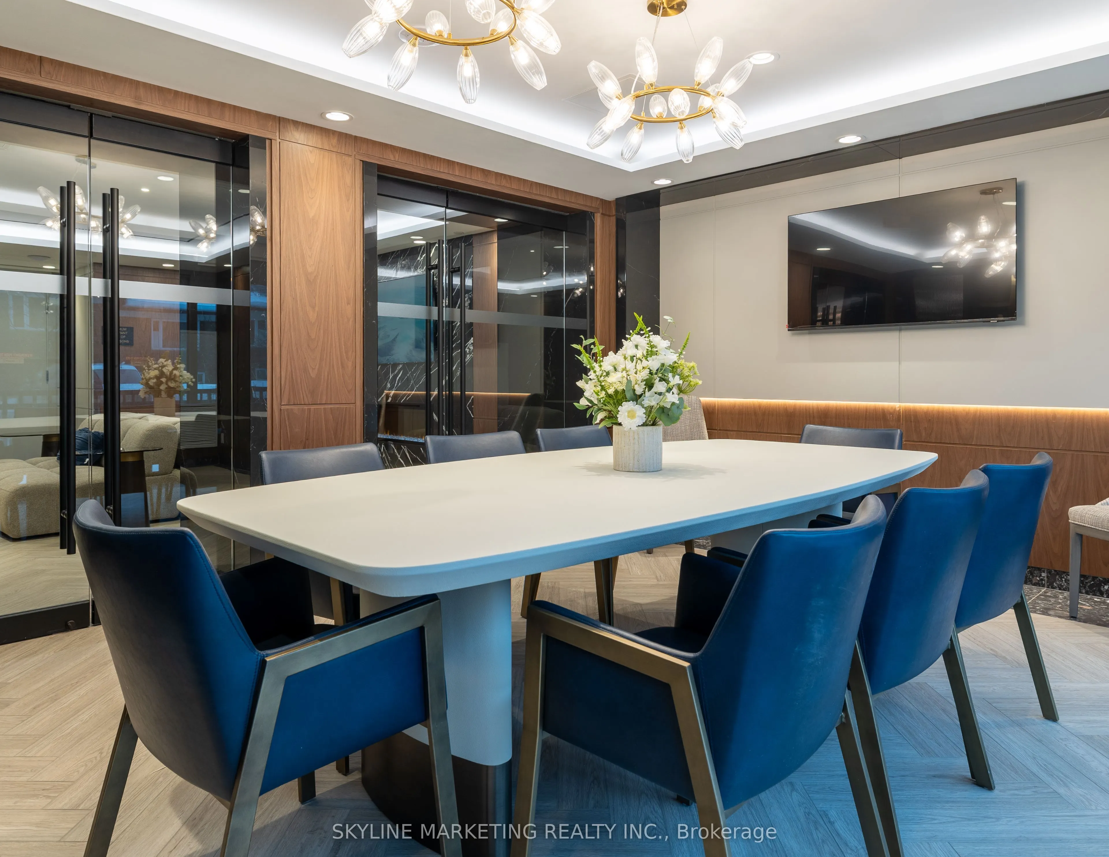 6 Greenbriar Road #210