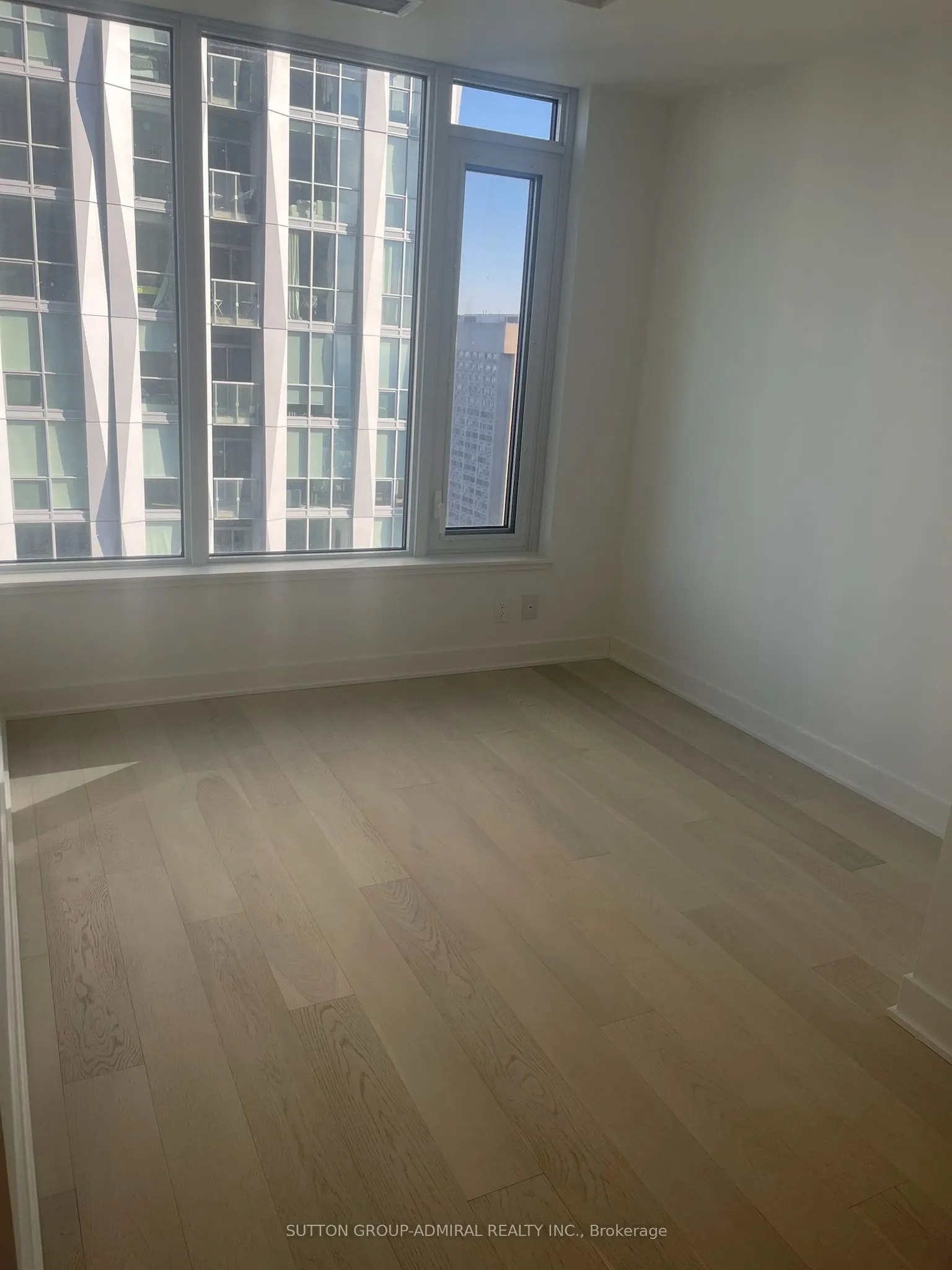 11 Yorkville Avenue #3505