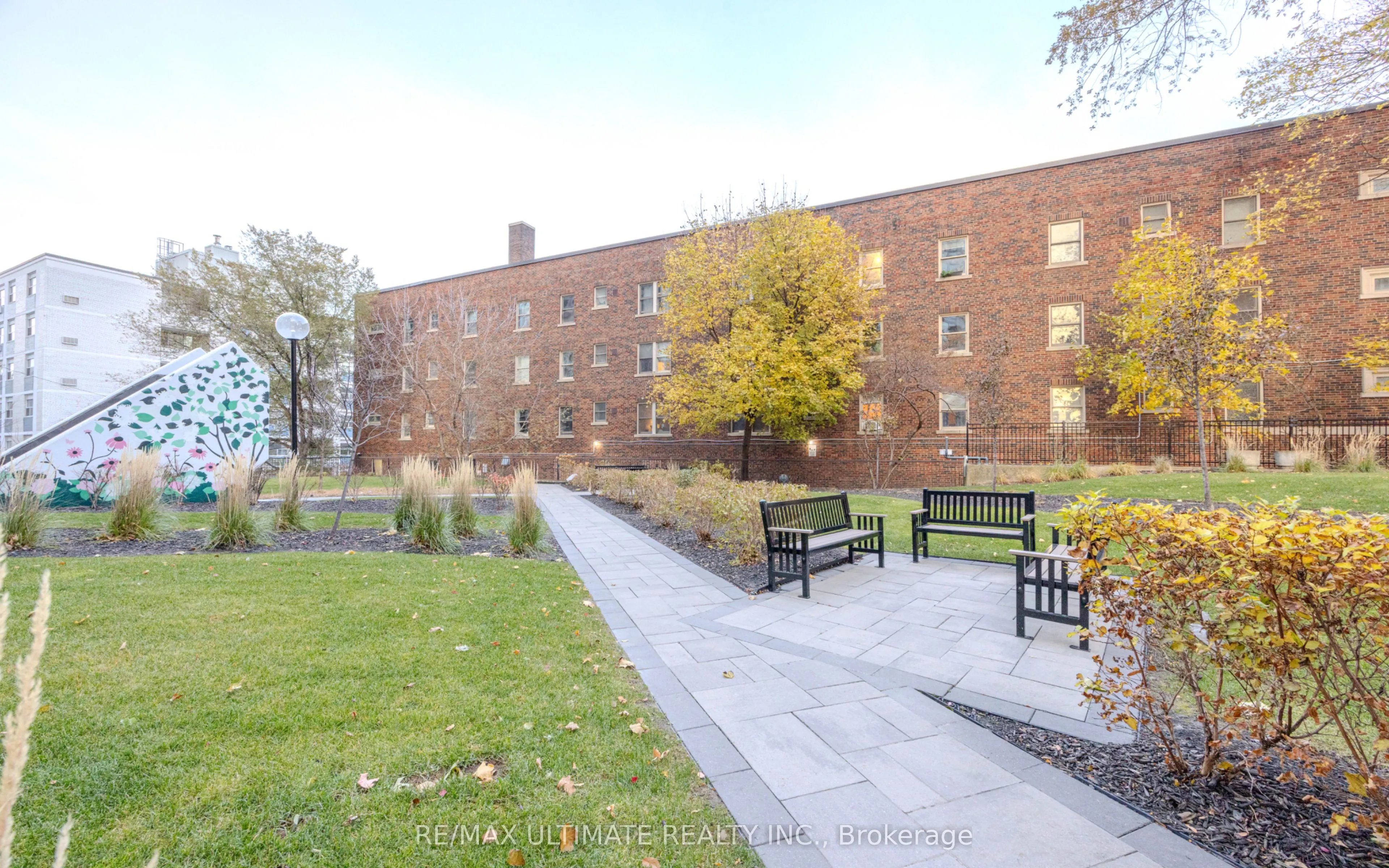 240 Heath Street W #201