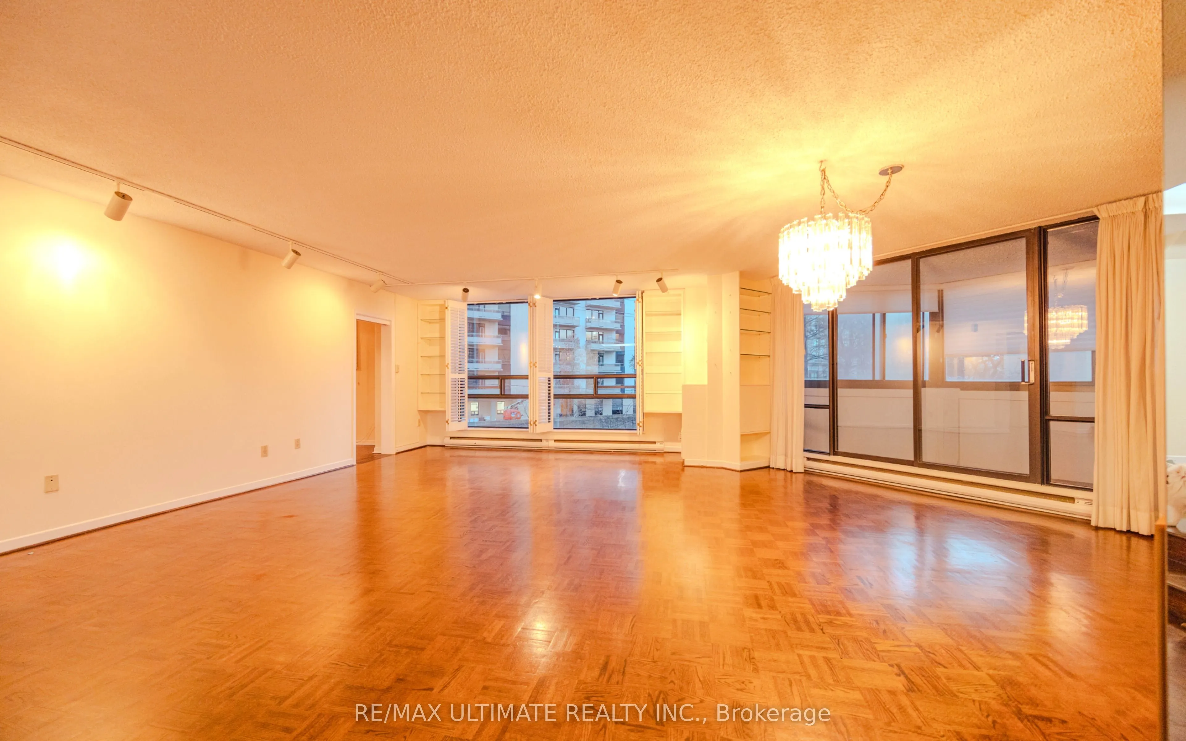 240 Heath Street W #201