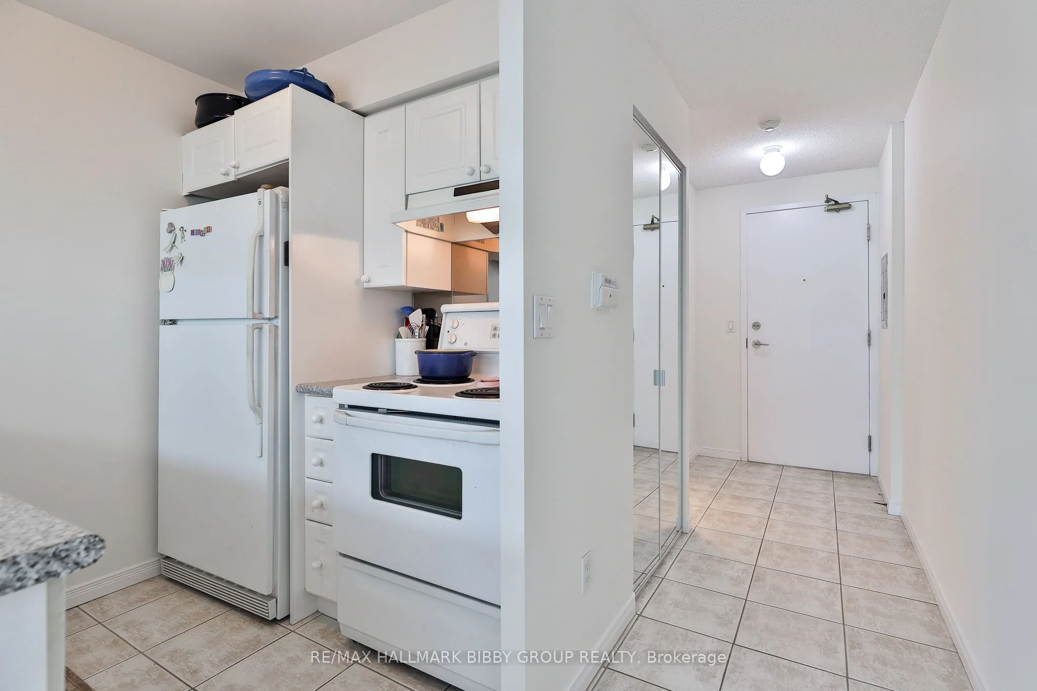 109 Front Street E #528