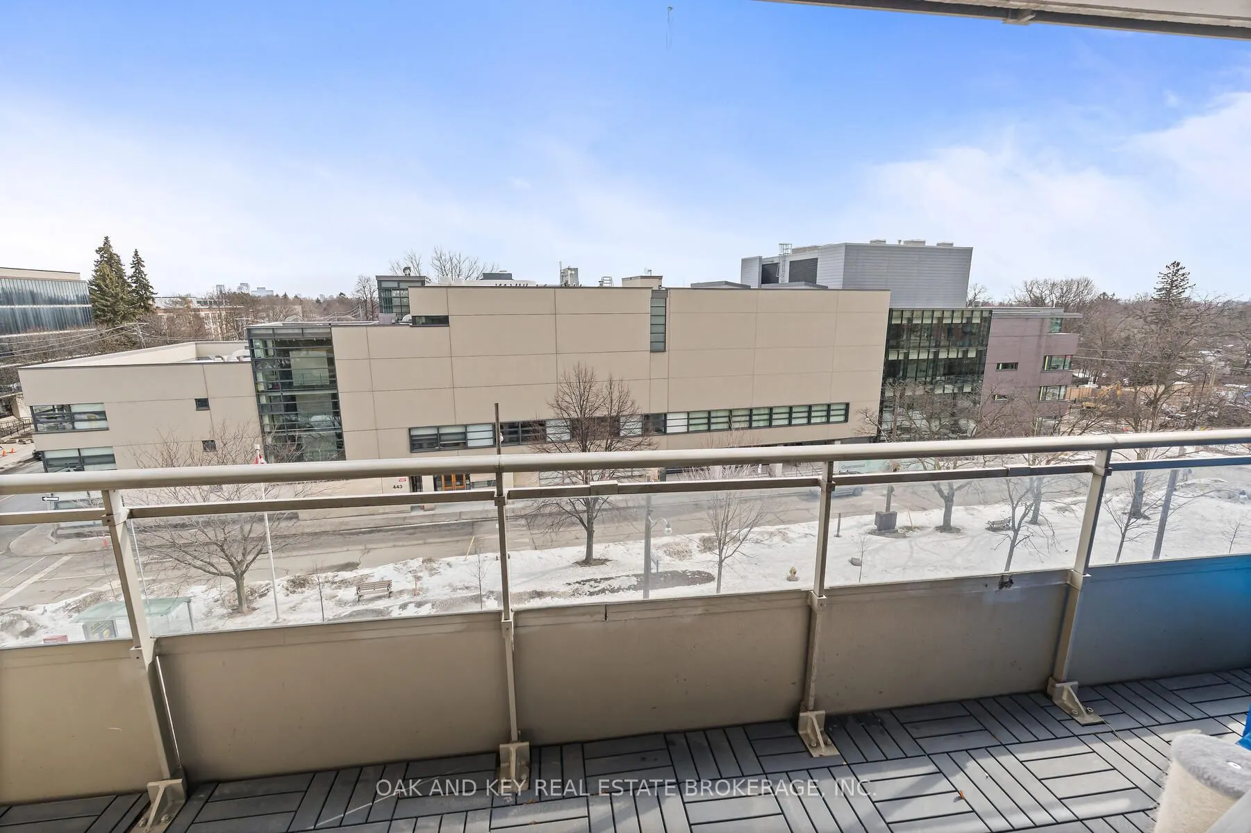 245 Davisville Avenue #613