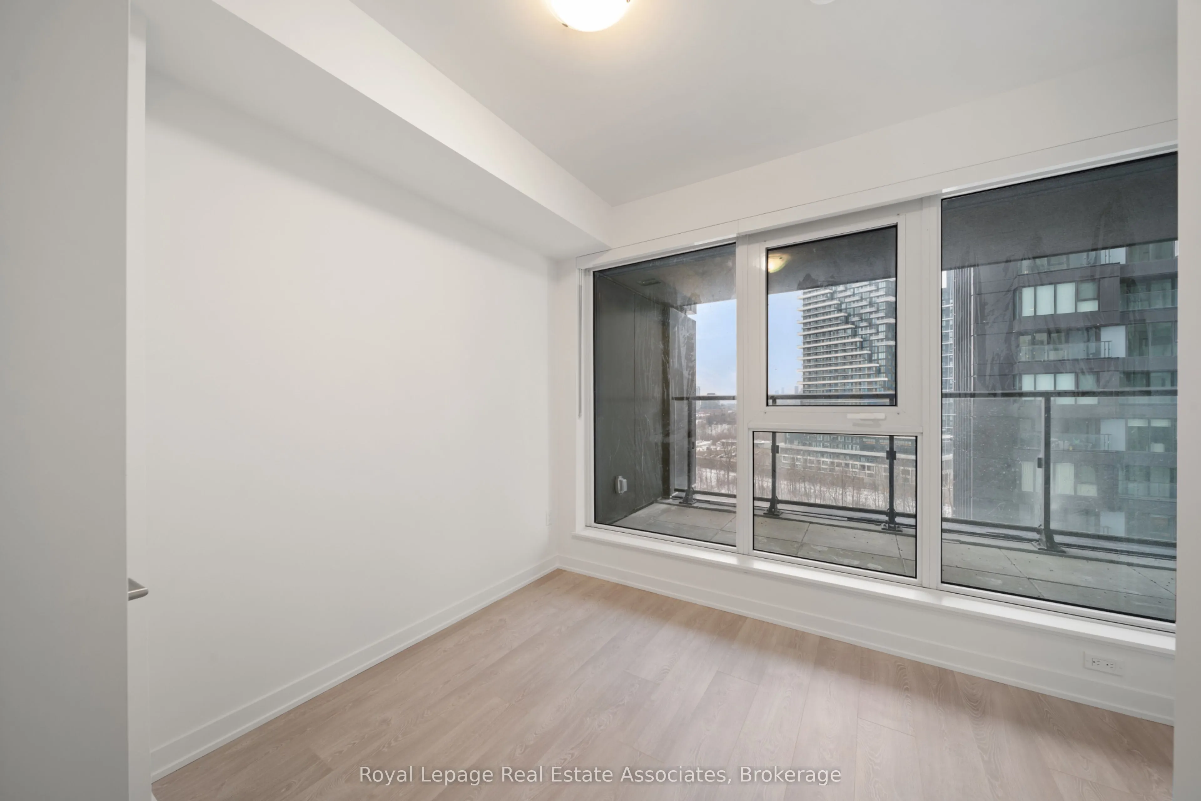 1 Quarrington Lane #1004