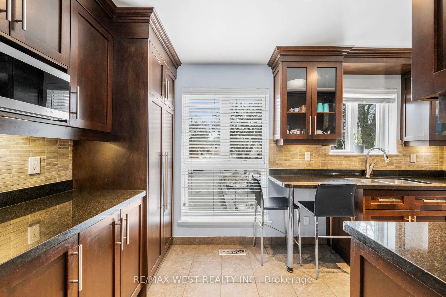 25 Proudbank Millway #49
