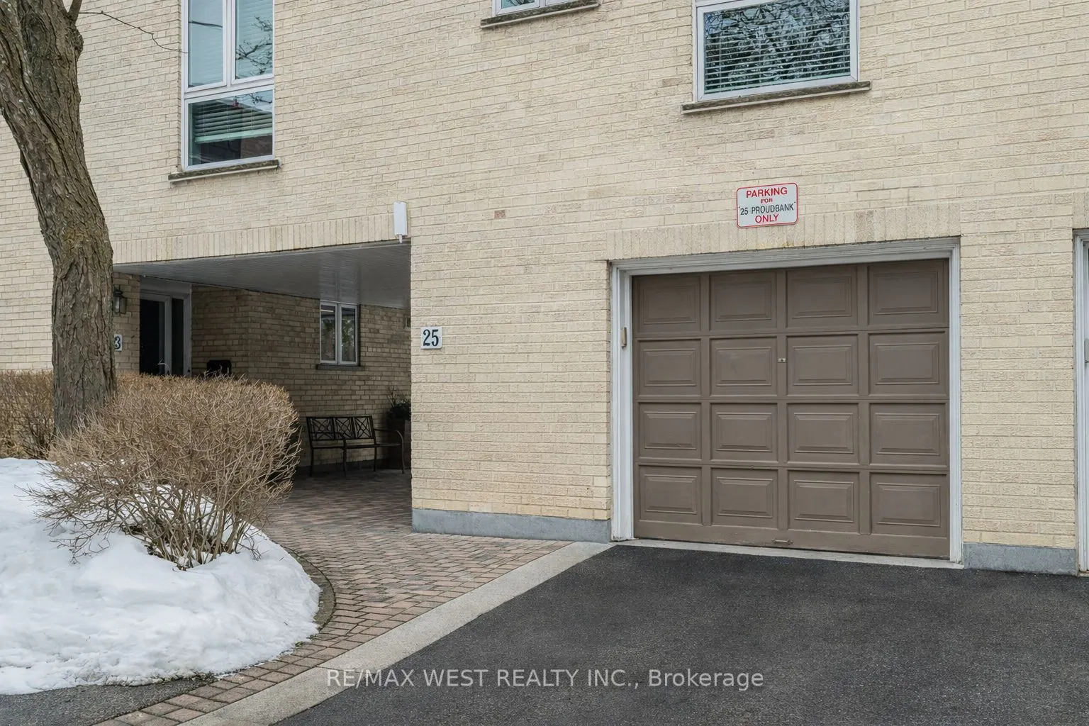 25 Proudbank Millway #49