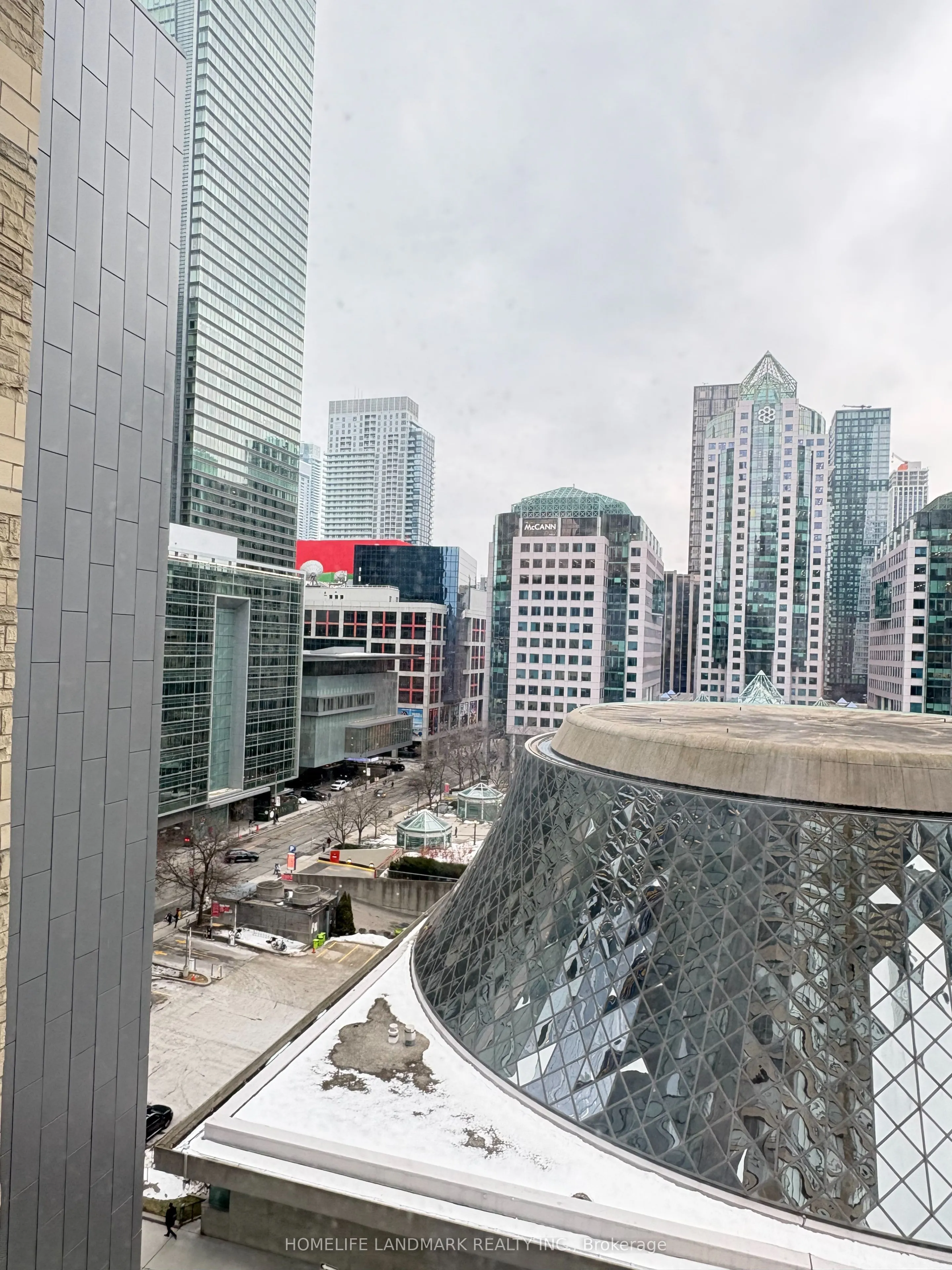 71 Simcoe Street #1002
