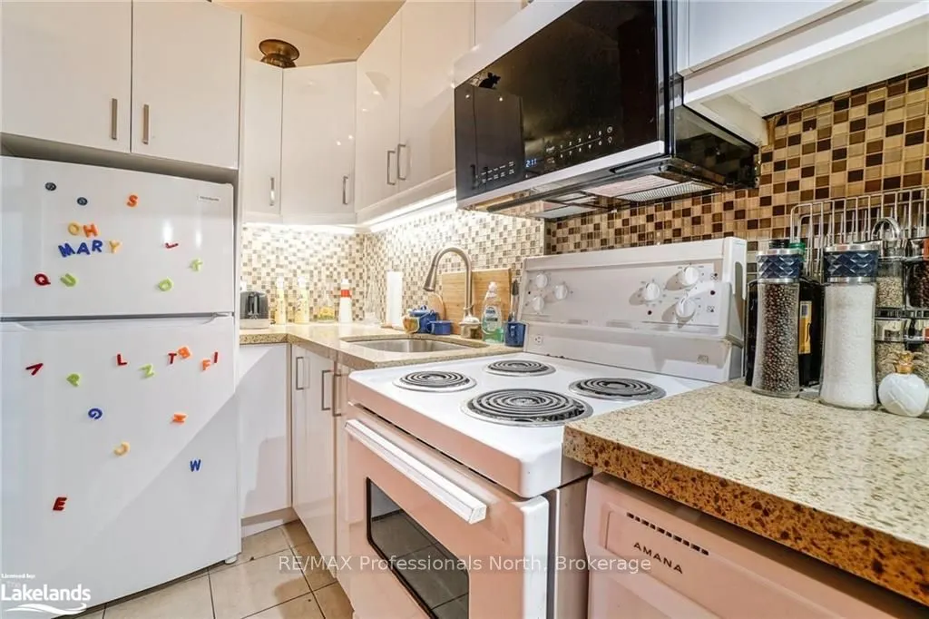 214 Gerrard Street E