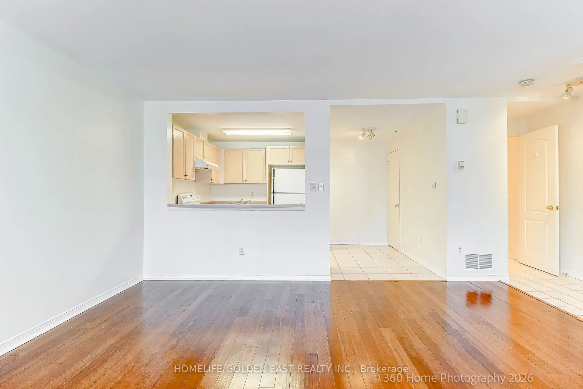 108 Finch Avenue W #B30