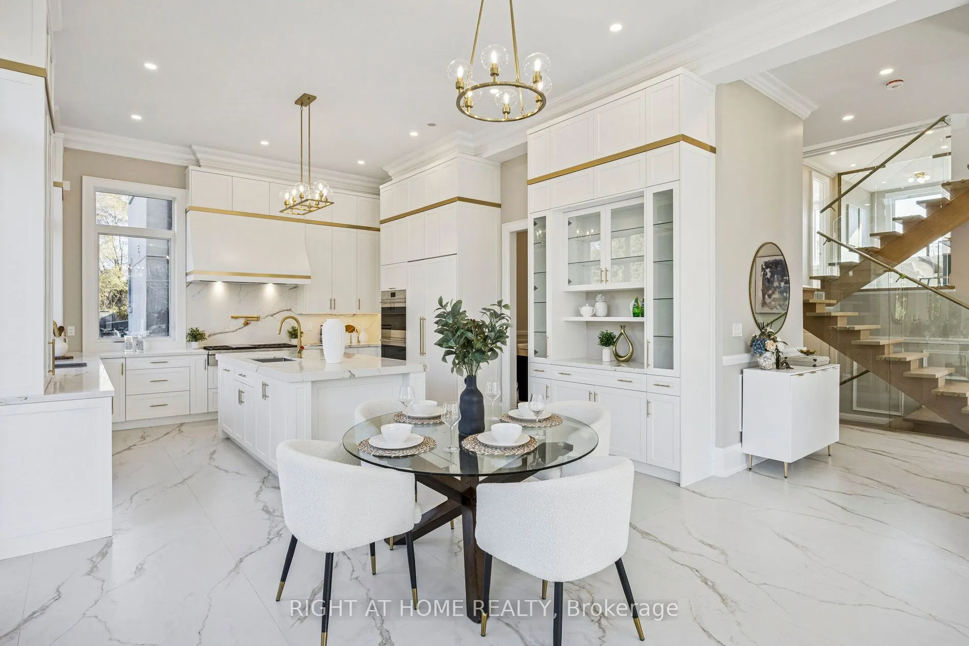 1 Lynnhaven Road