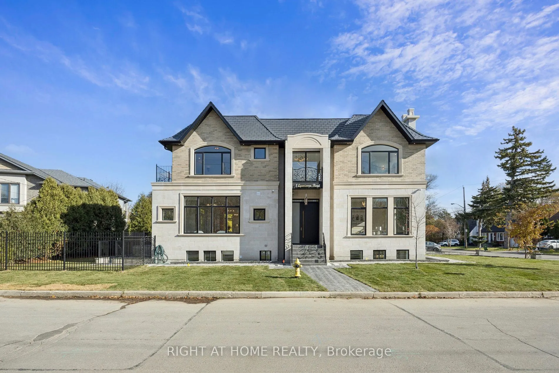 1 Lynnhaven Road