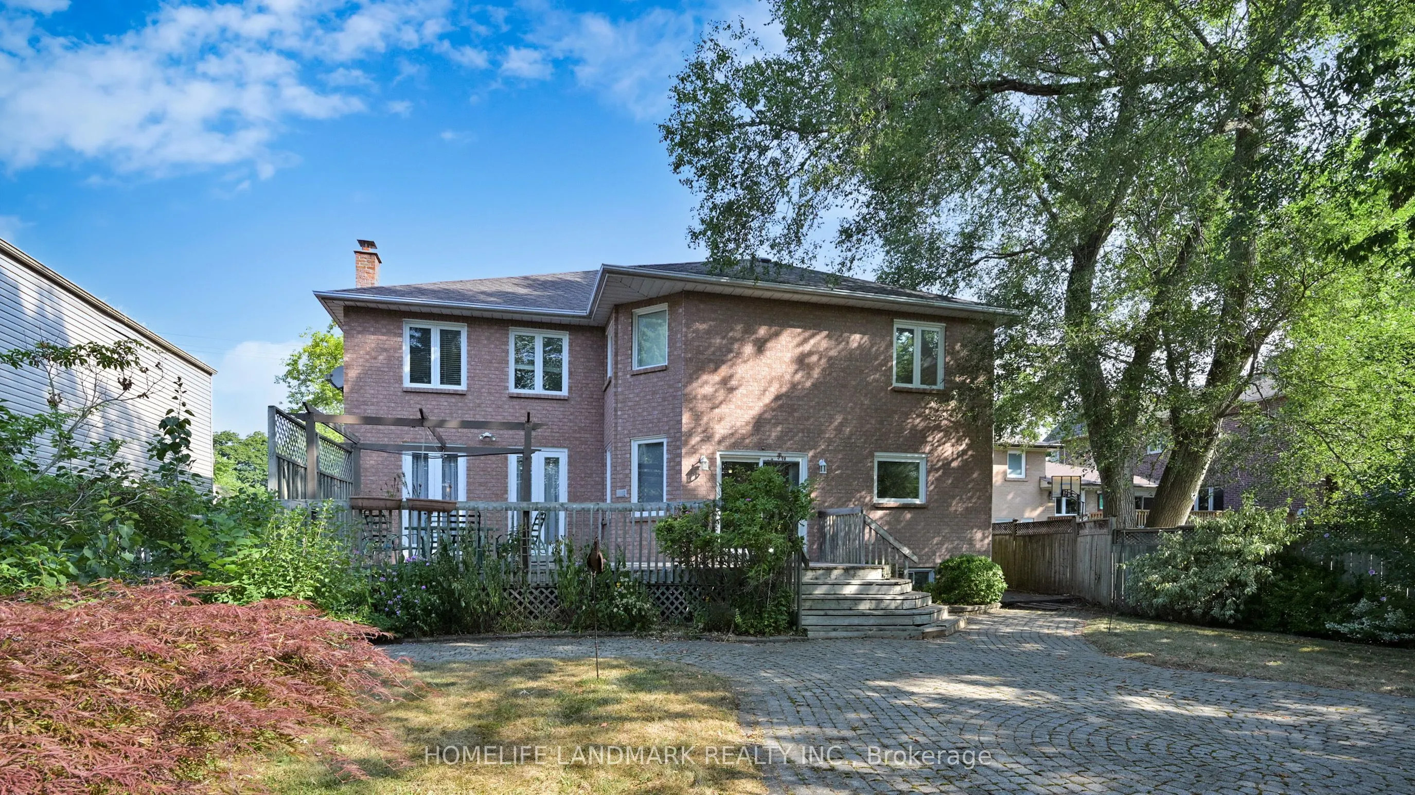411 Cummer Avenue