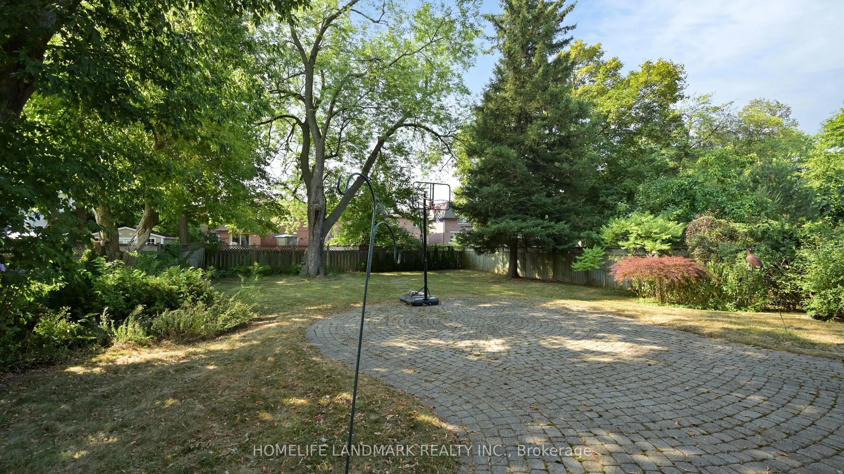 411 Cummer Avenue