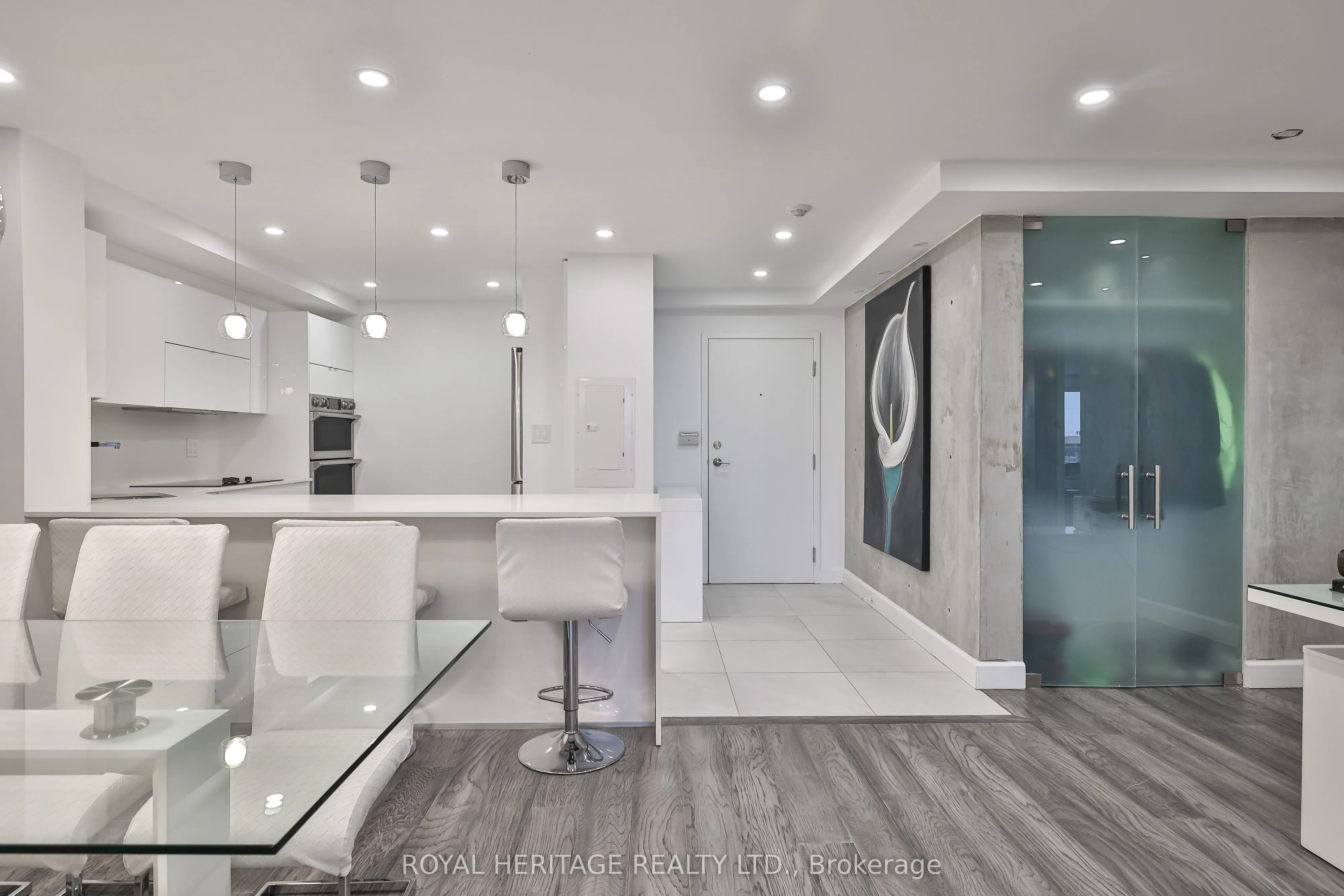 10 Torresdale Avenue #801