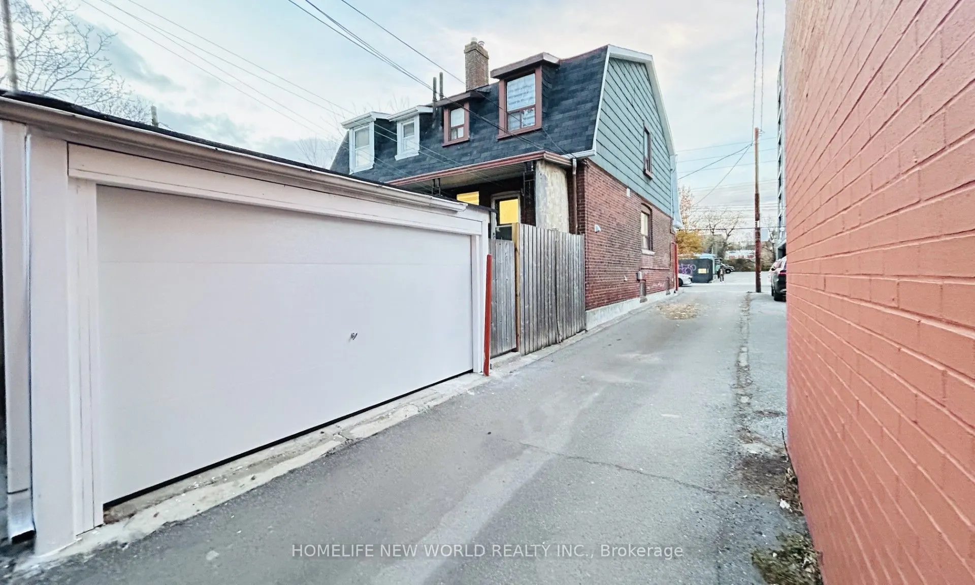 509 Dupont Street