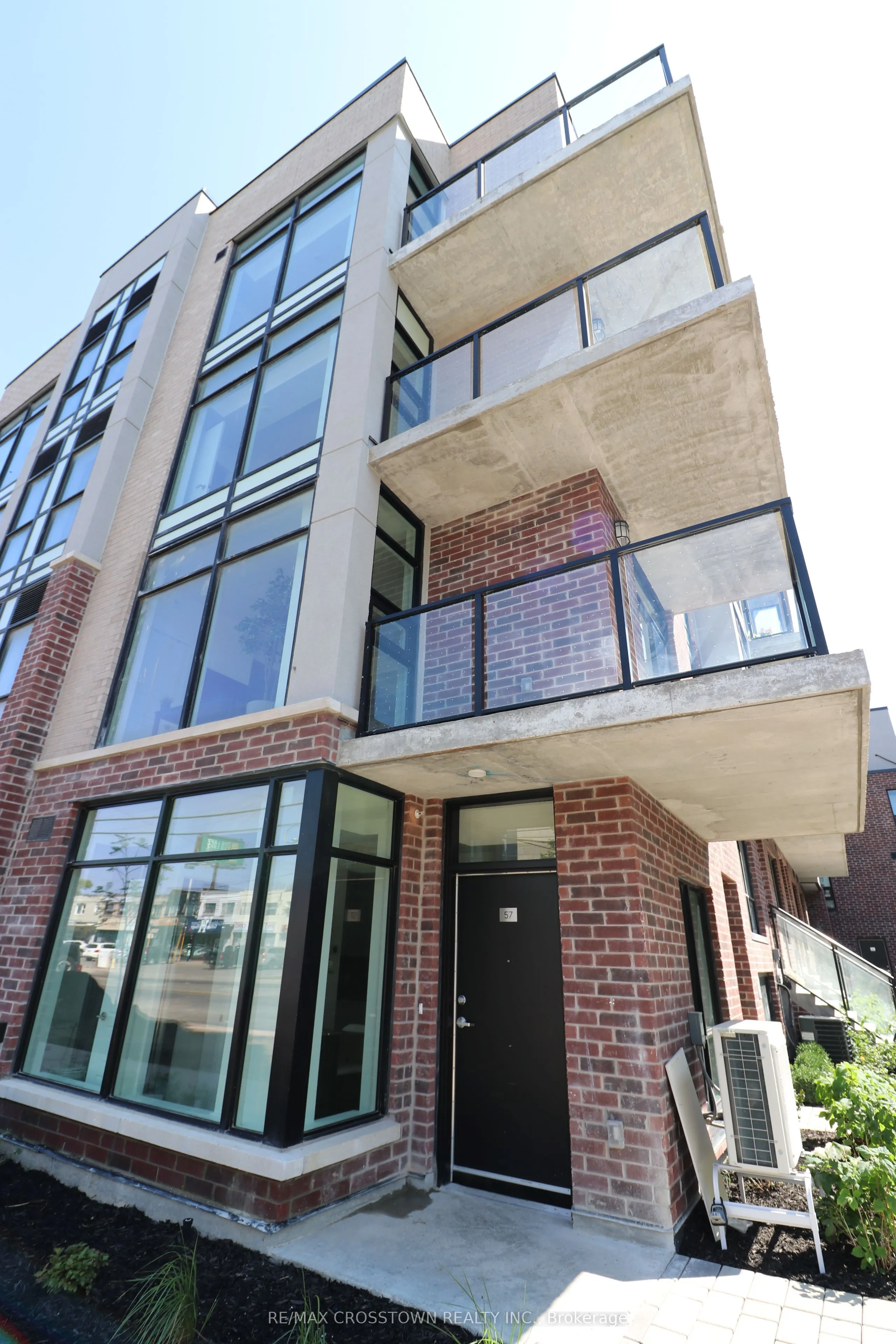 57-861 Sheppard Avenue W #2nd