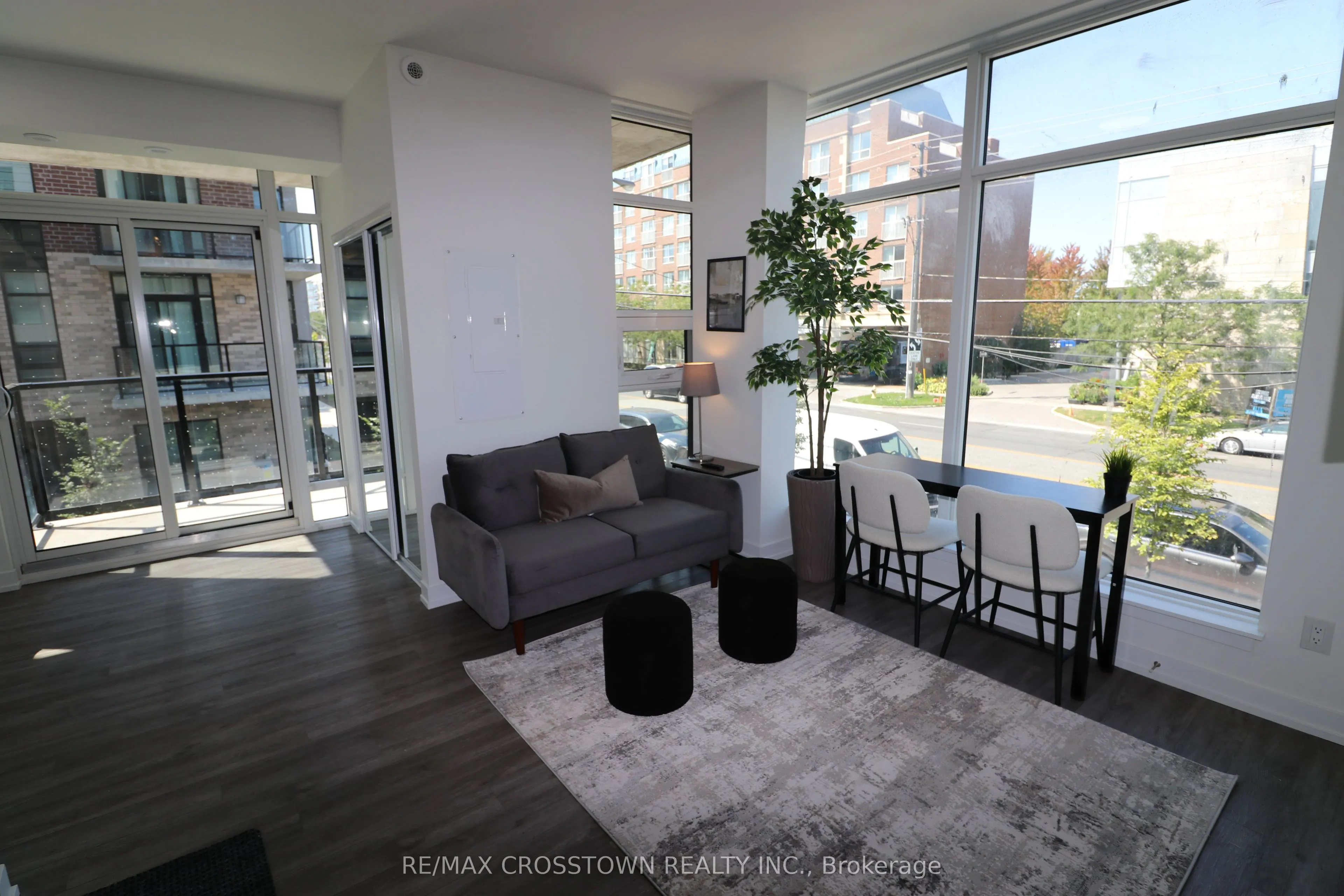 57-861 Sheppard Avenue W #2nd