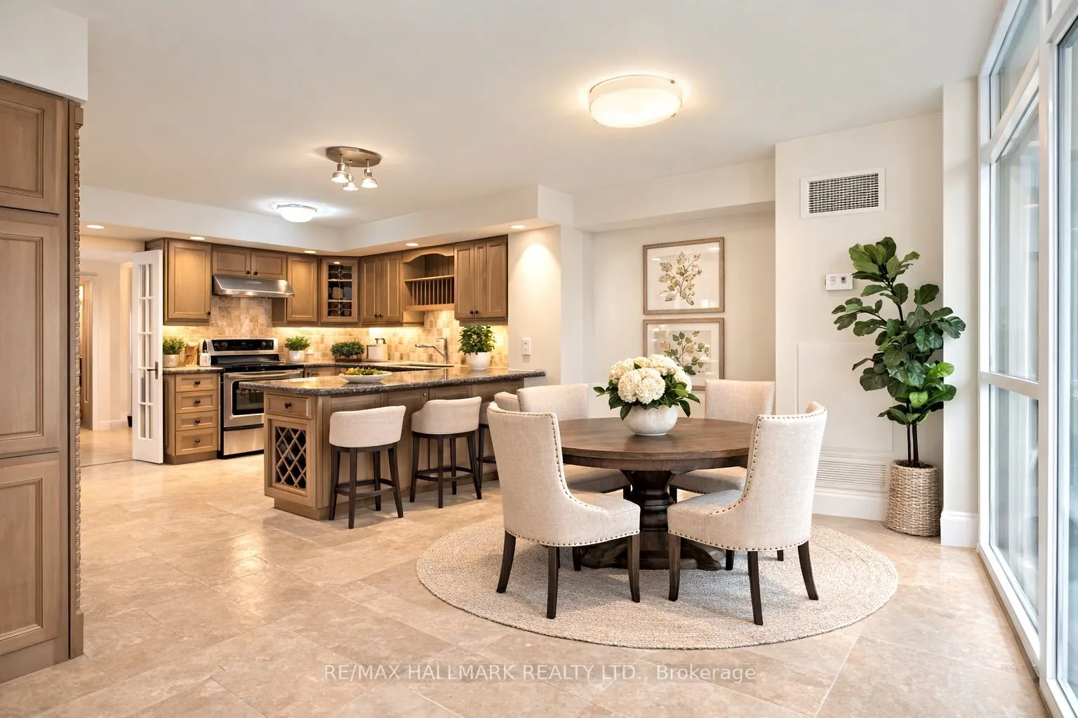 80 Harrison Garden Boulevard #1821