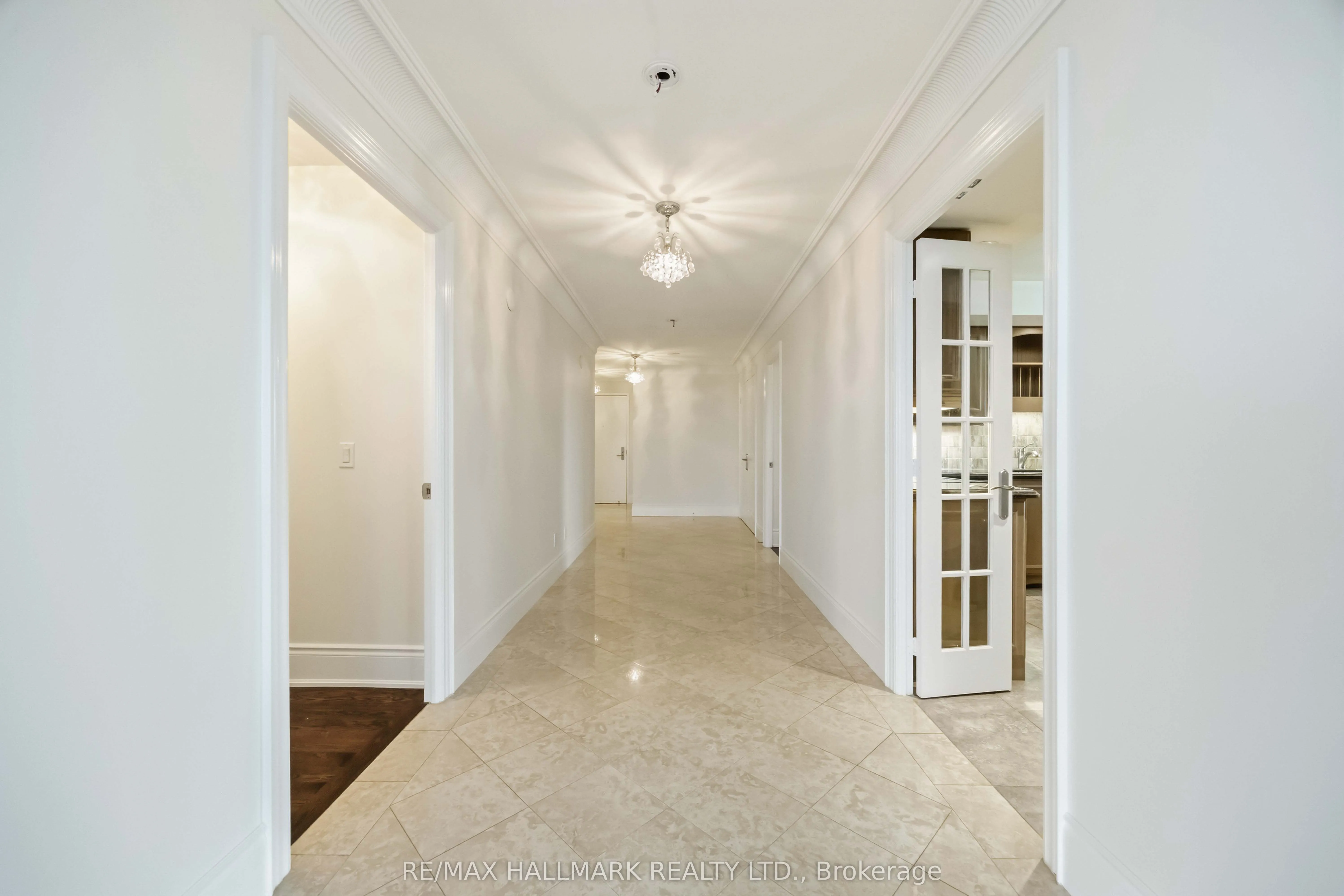 80 Harrison Garden Boulevard #1821