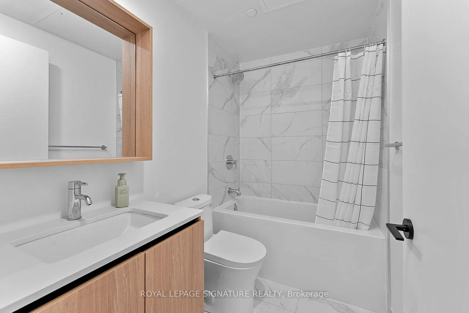35 Parliament Street #314