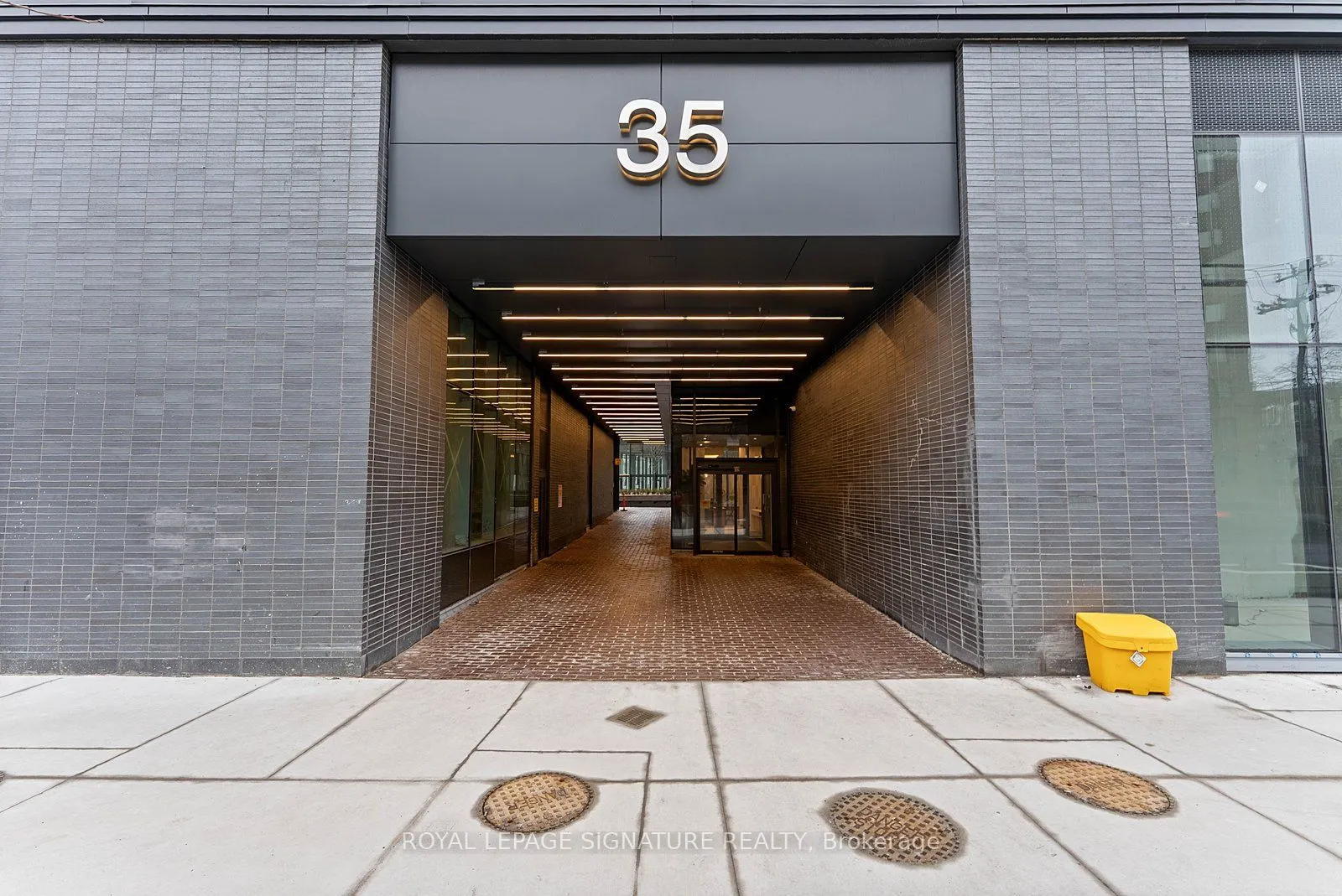 35 Parliament Street #314