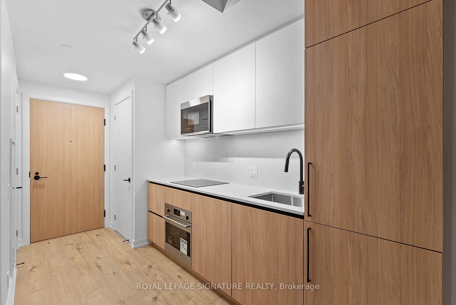 35 Parliament Street #314