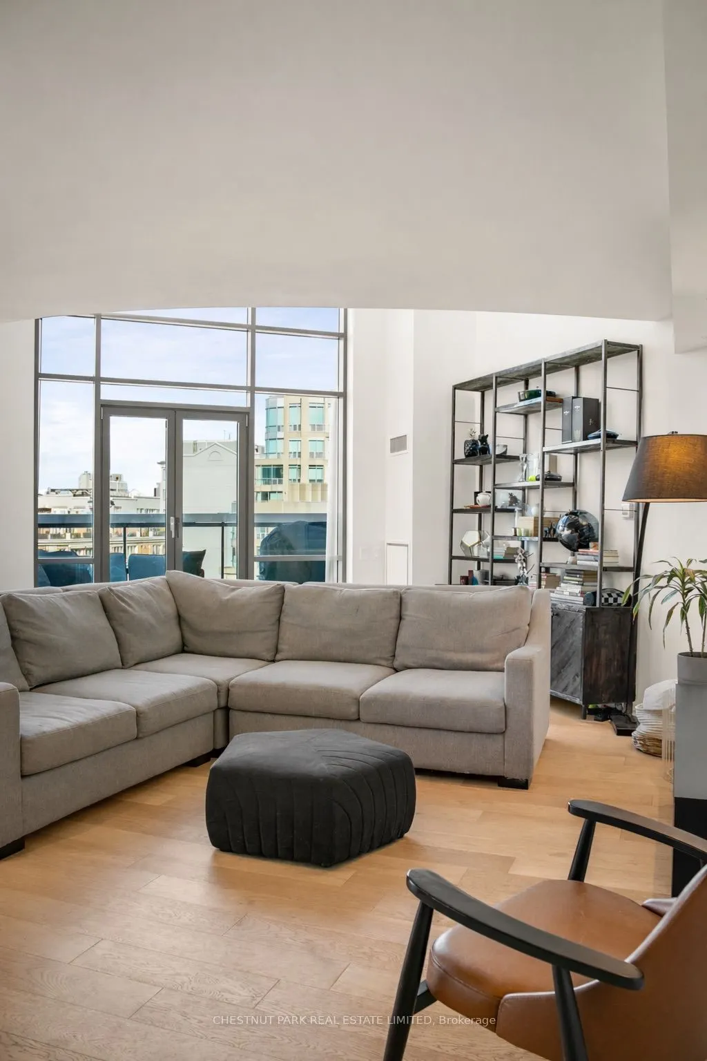 3 Mcalpine Street #PH 903