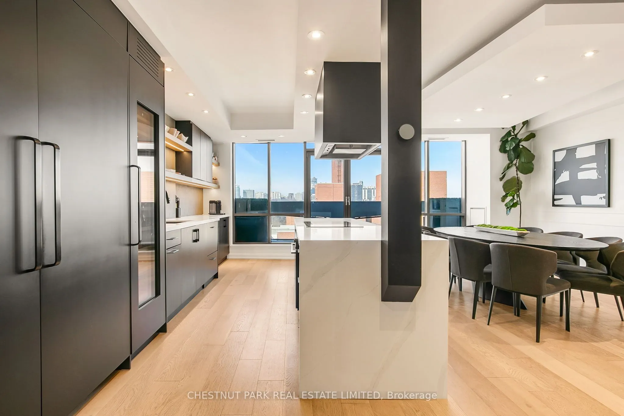 3 Mcalpine Street #PH 903