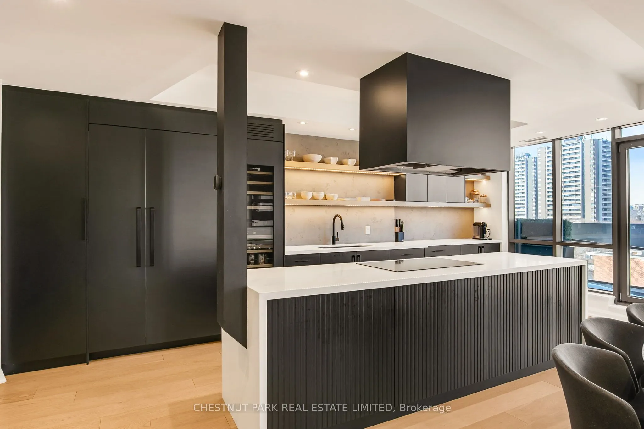 3 Mcalpine Street #PH 903