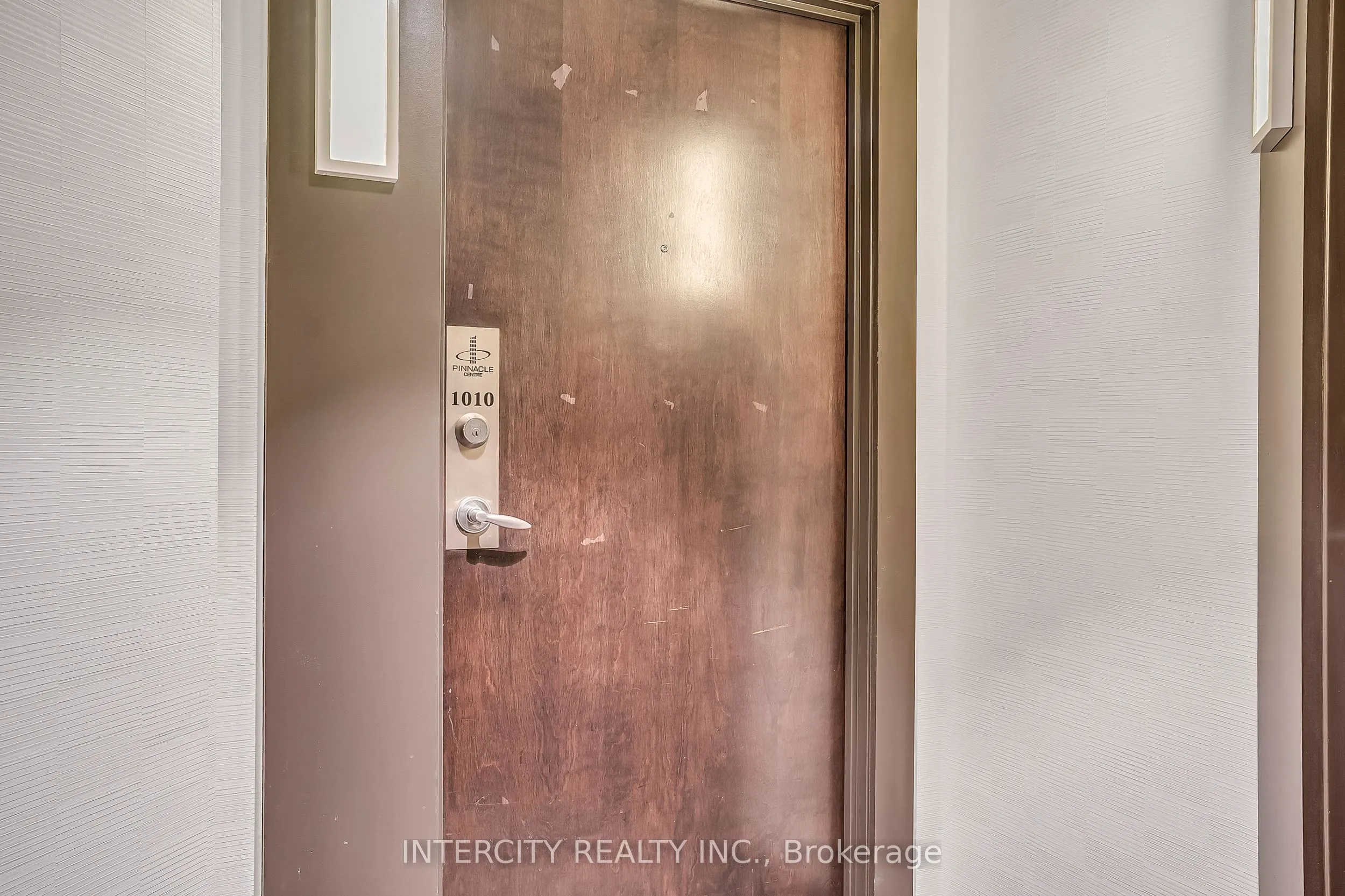 12 Yonge Street #1010