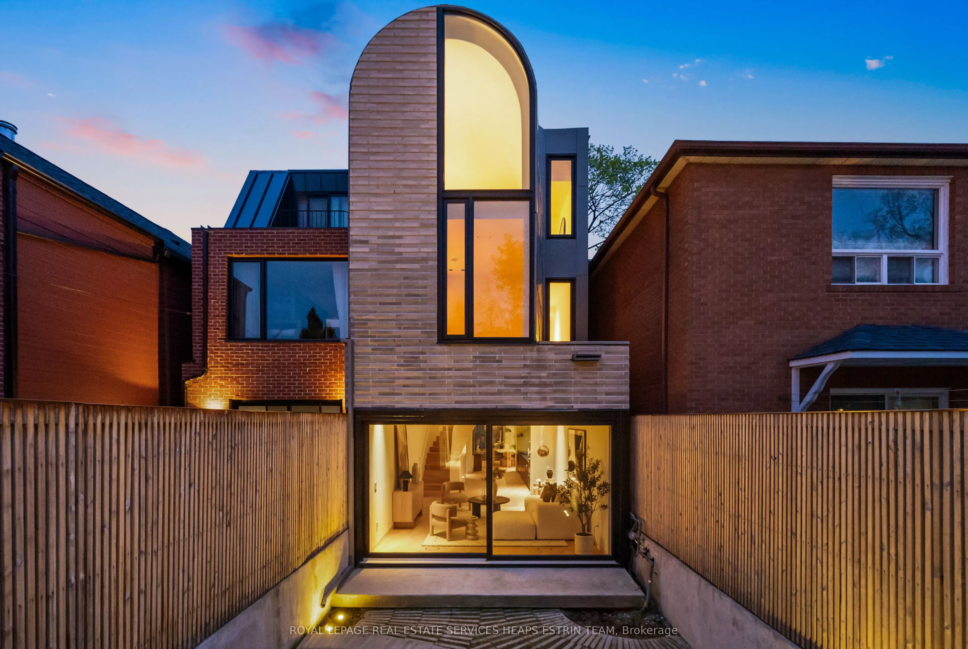 44 Foxley Street