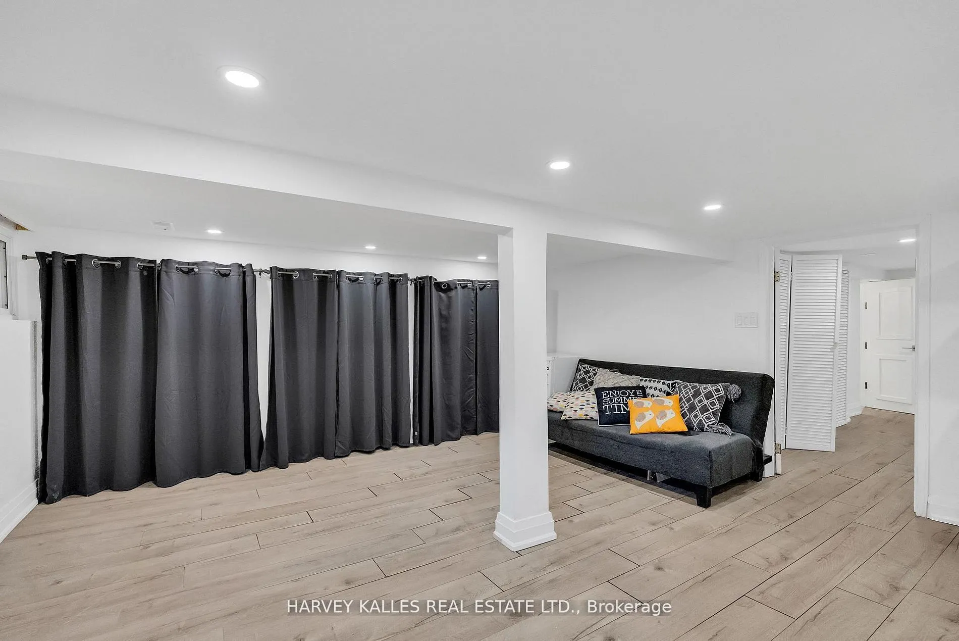 629 Duplex Avenue