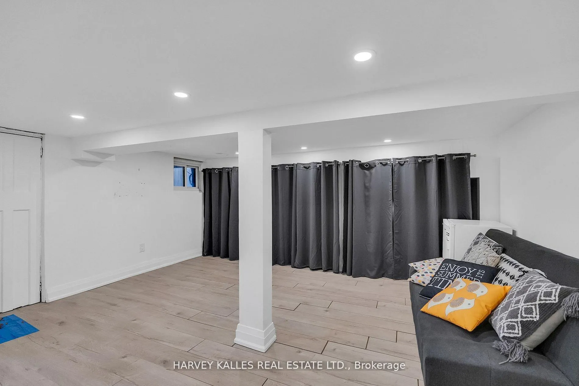 629 Duplex Avenue