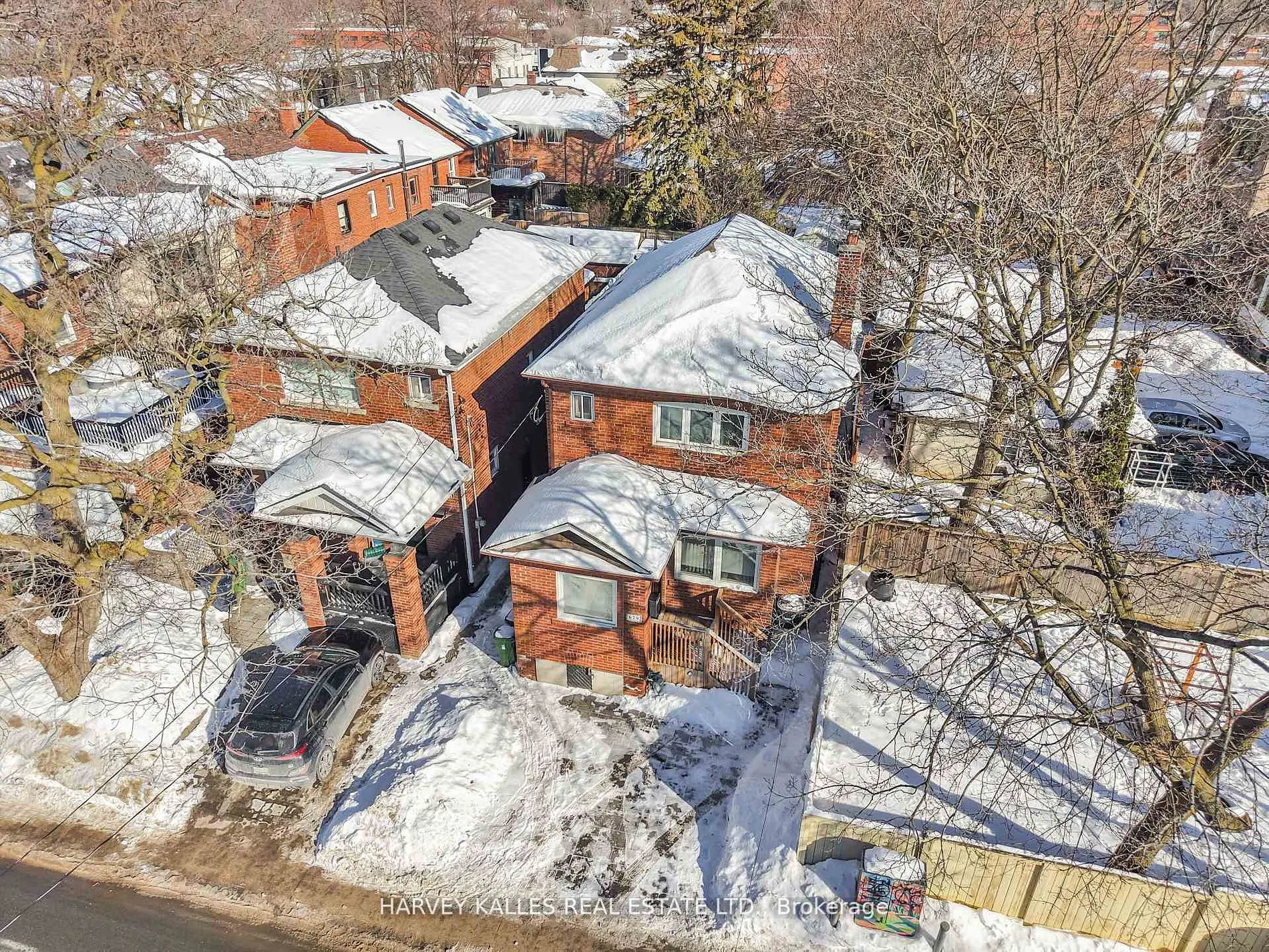 629 Duplex Avenue