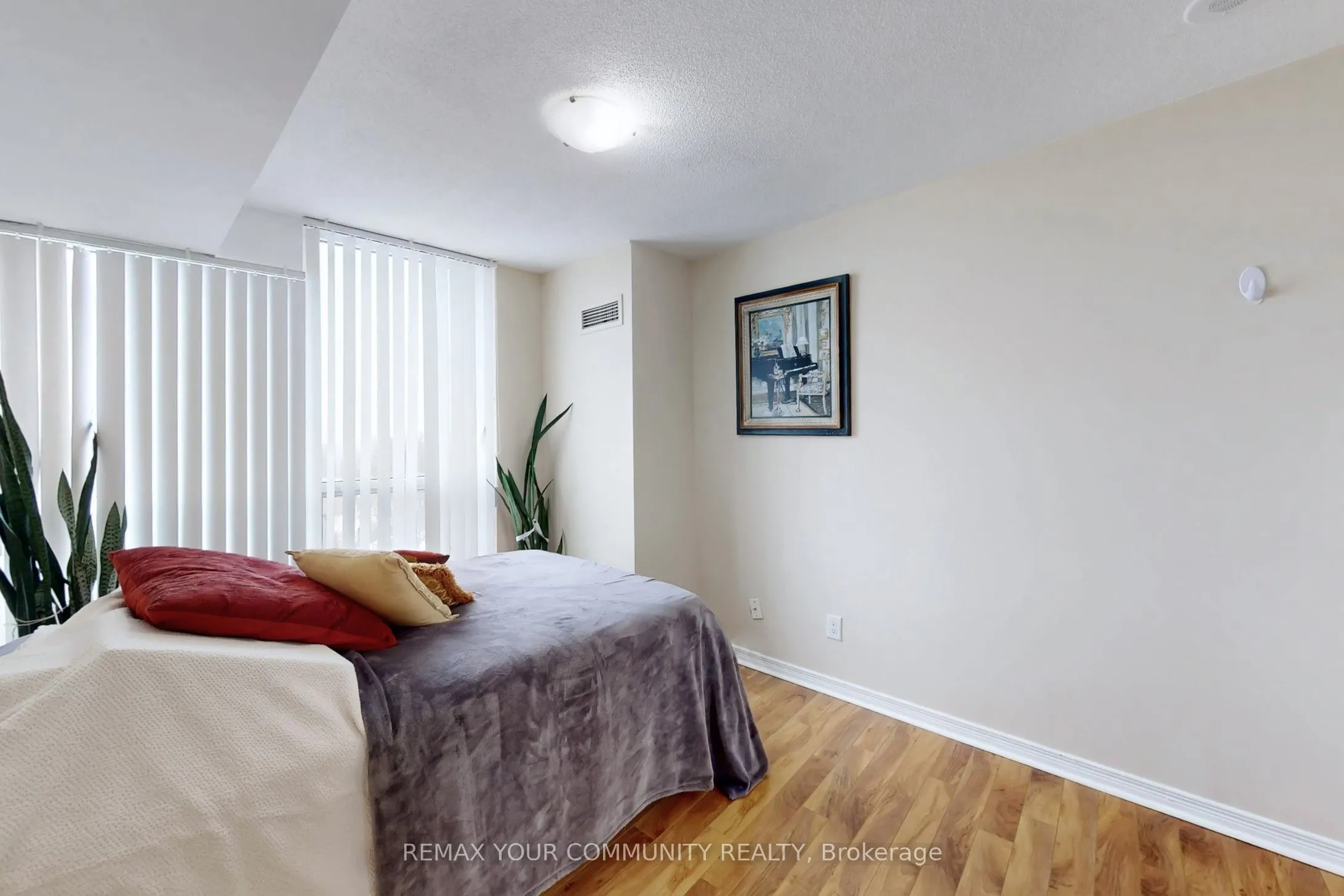 503 Beecroft Road #607