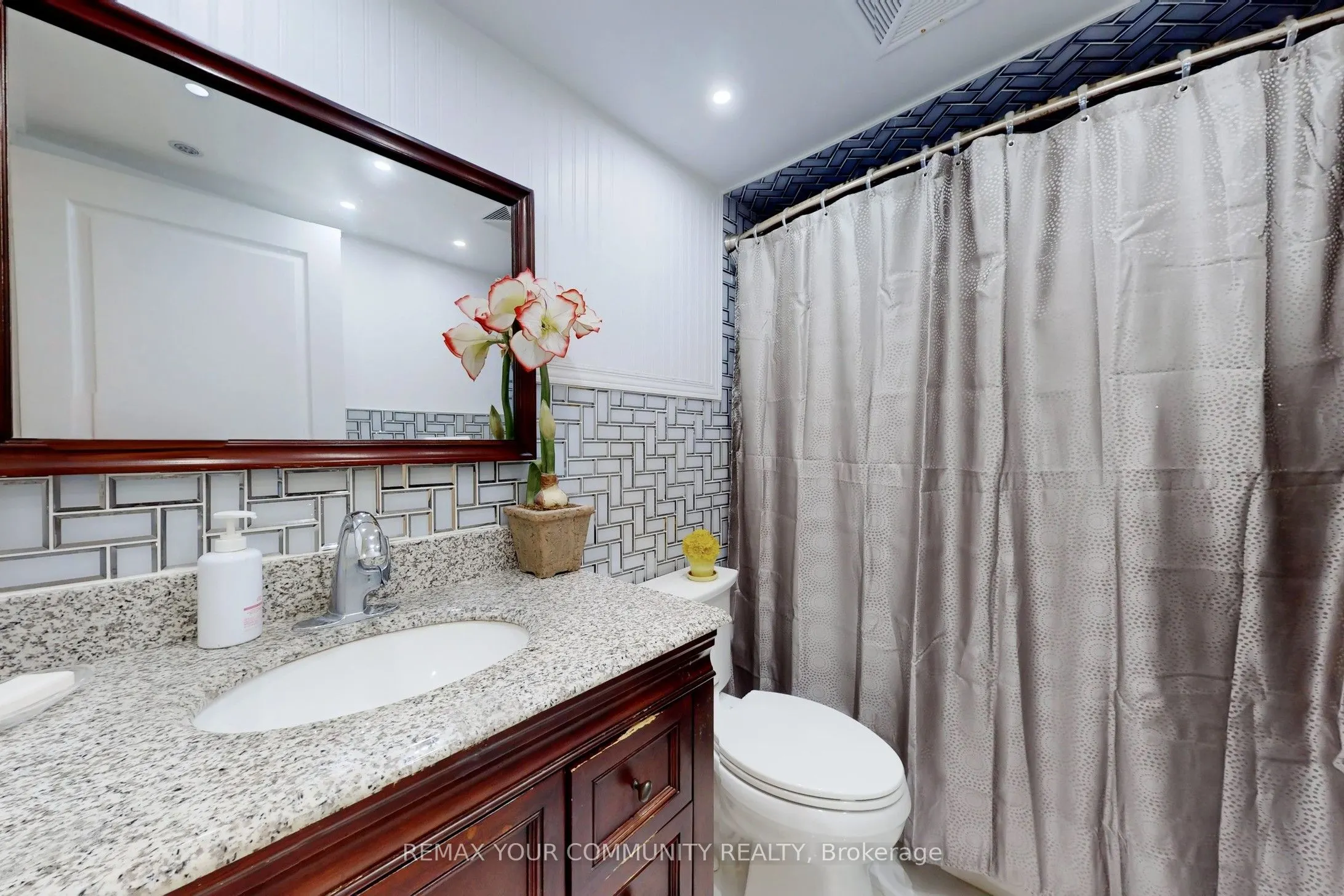 503 Beecroft Road #607