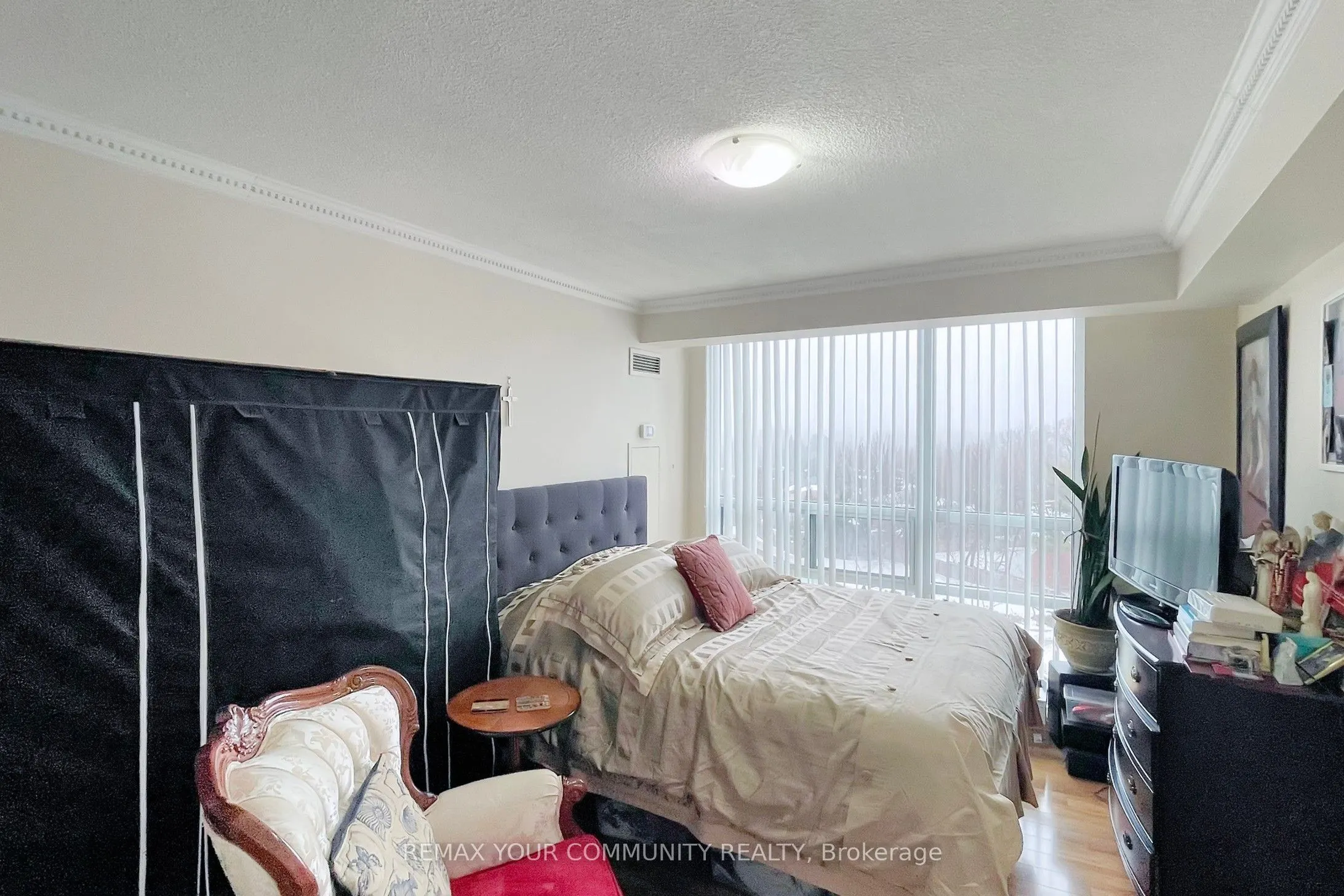 503 Beecroft Road #607