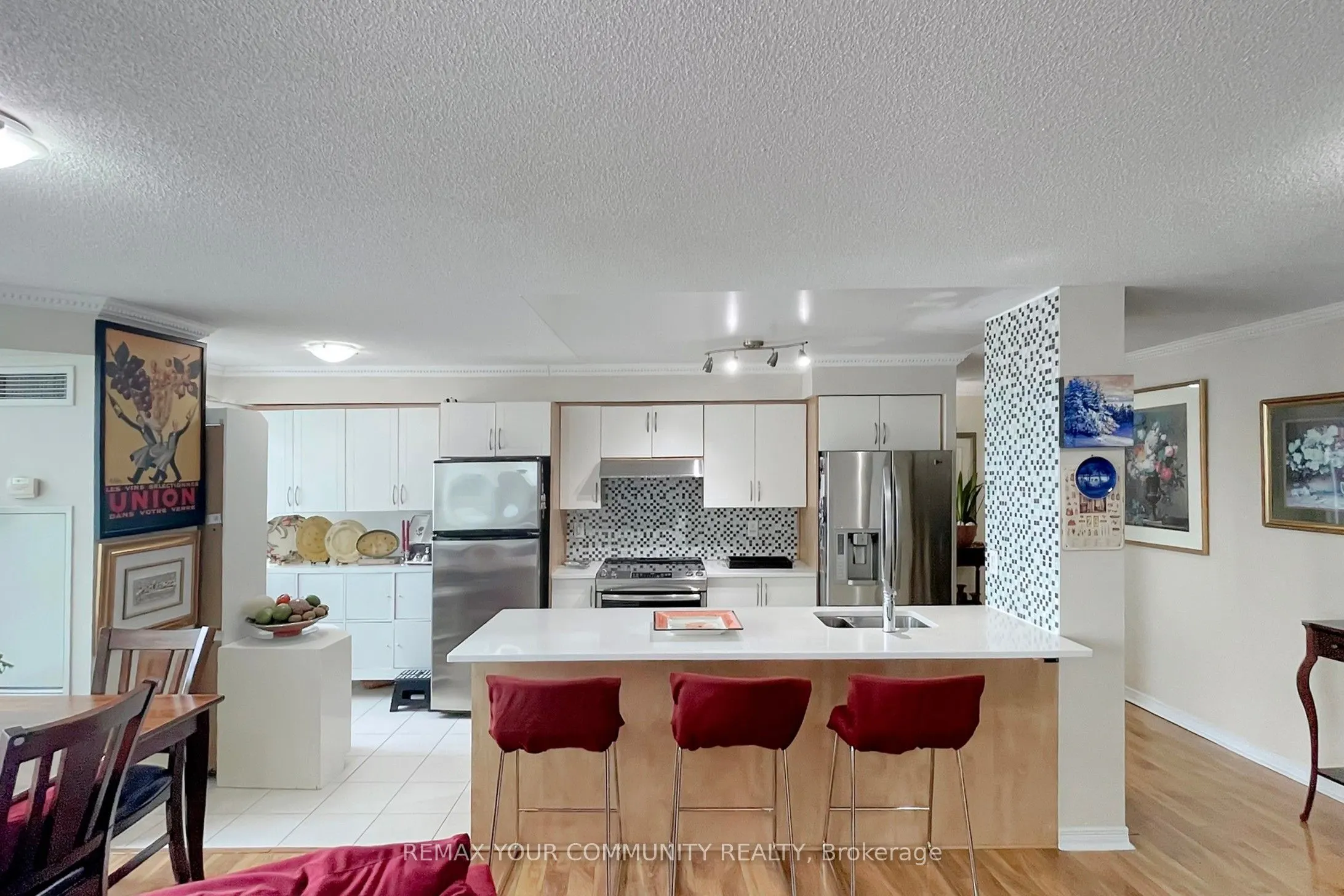 503 Beecroft Road #607