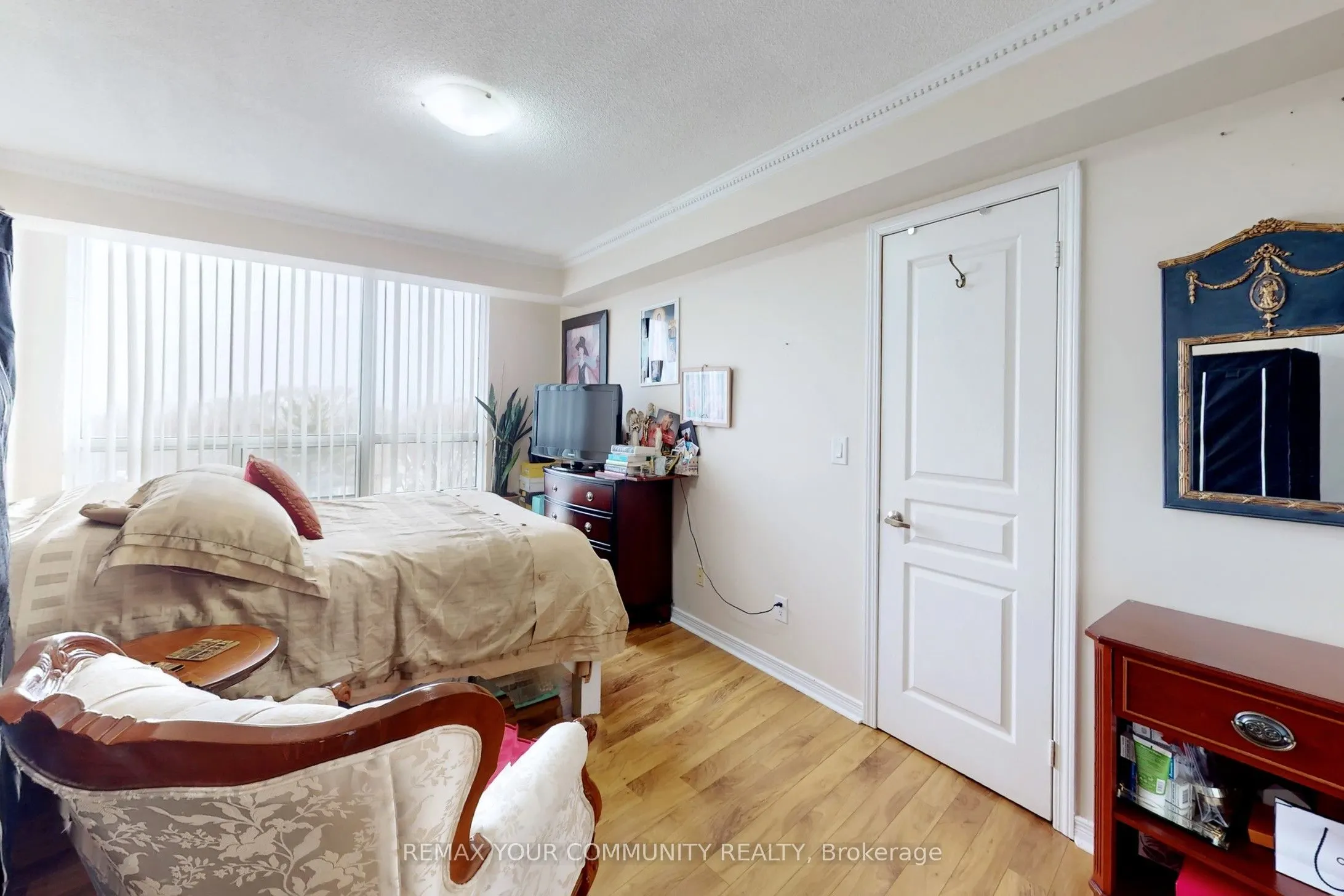 503 Beecroft Road #607
