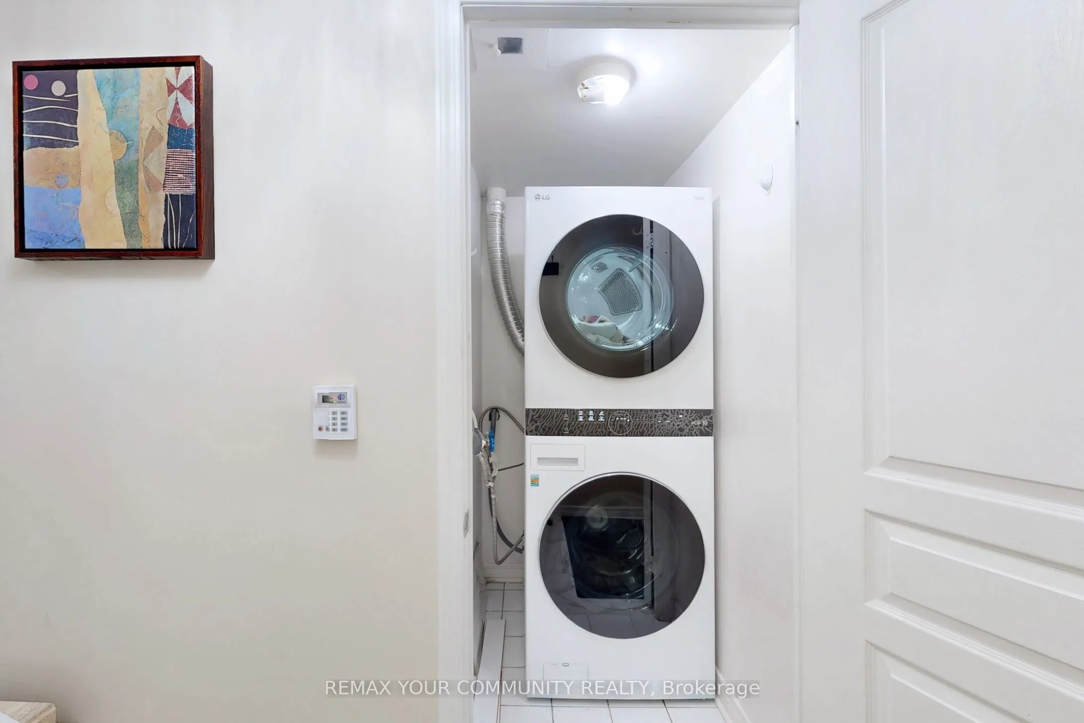 503 Beecroft Road #607
