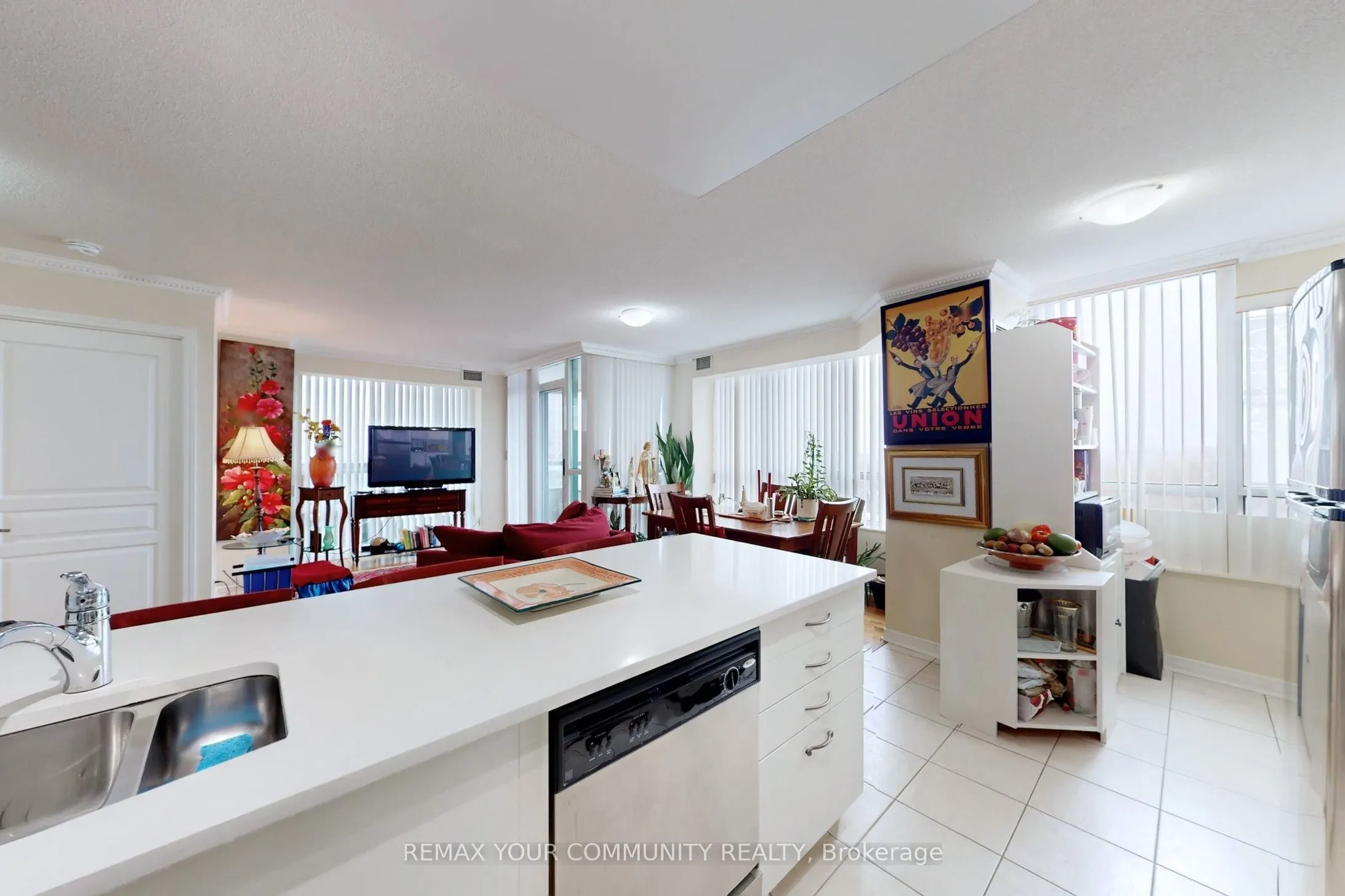 503 Beecroft Road #607