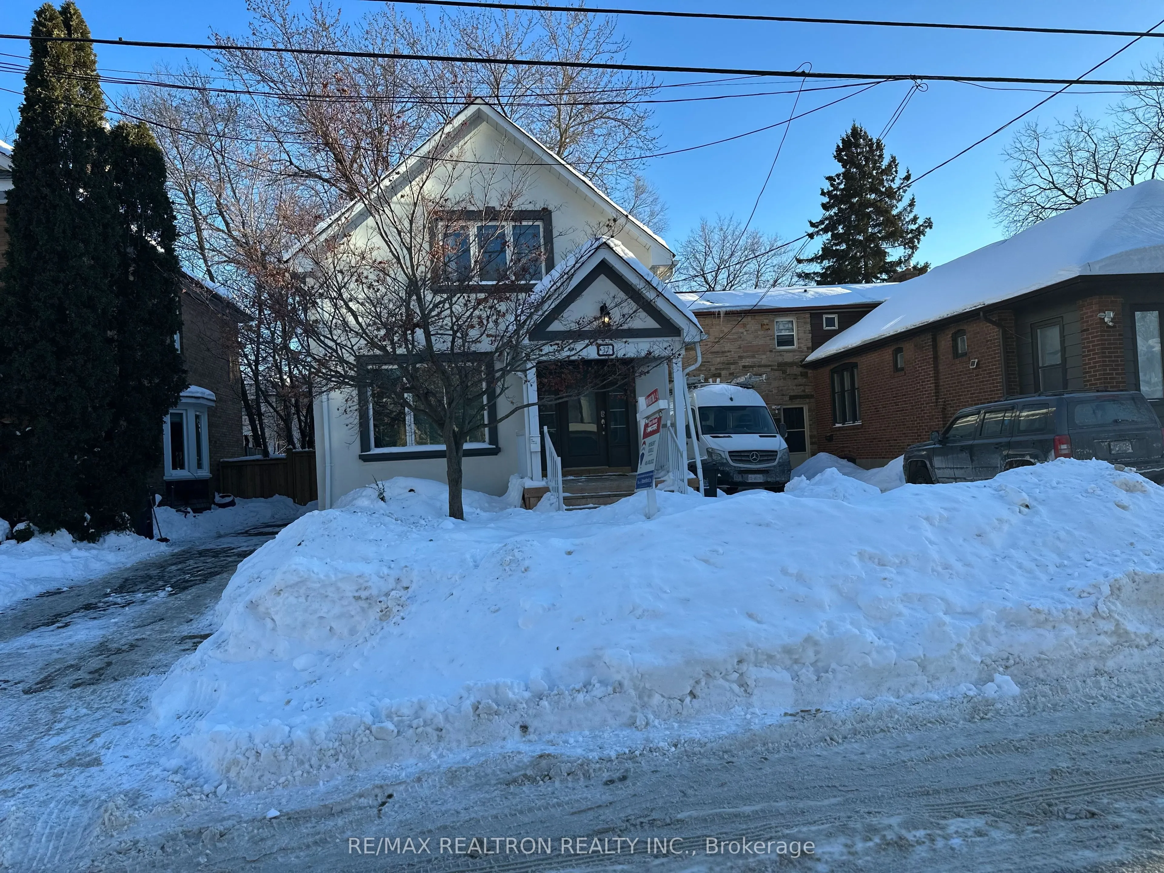 37 Johnston Avenue