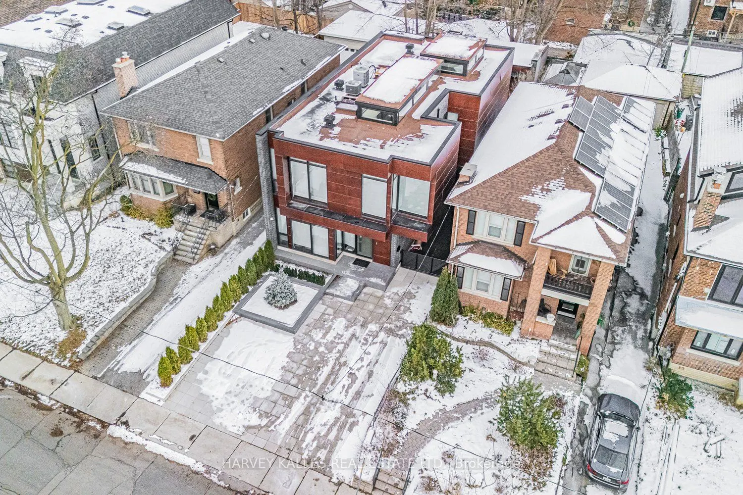 5 Braemar Avenue