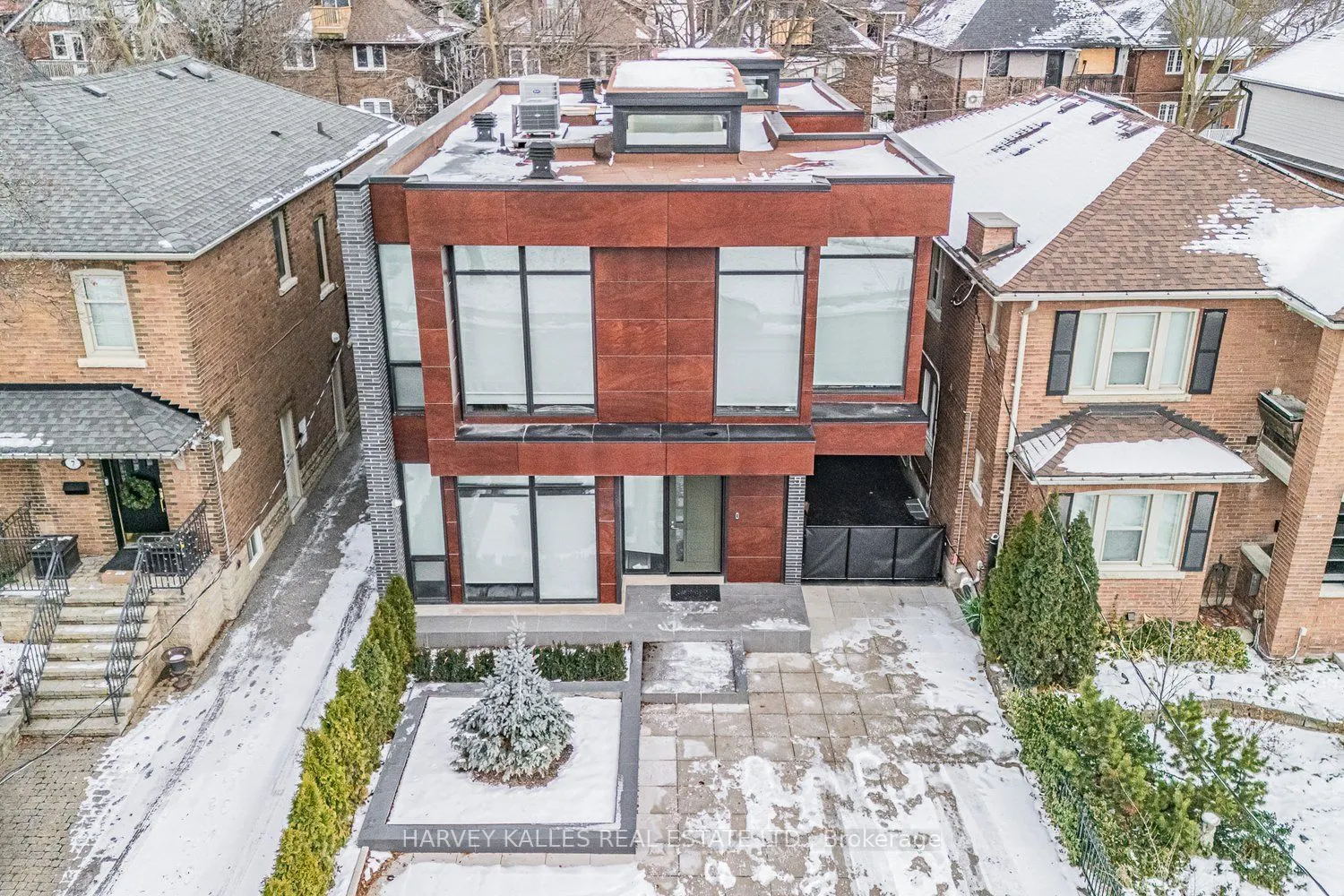 5 Braemar Avenue