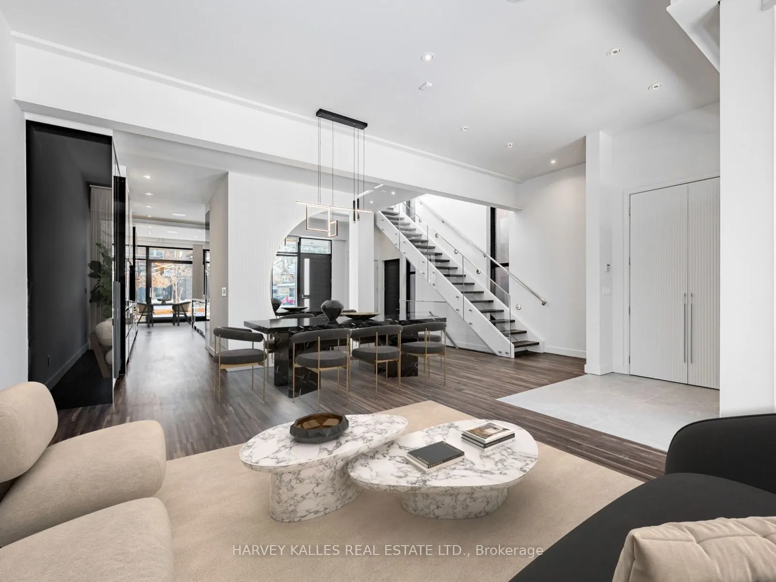 5 Braemar Avenue