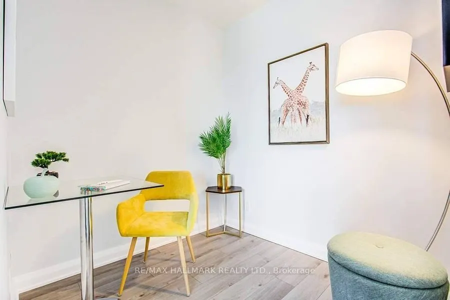 155 Yorkville Avenue #2307