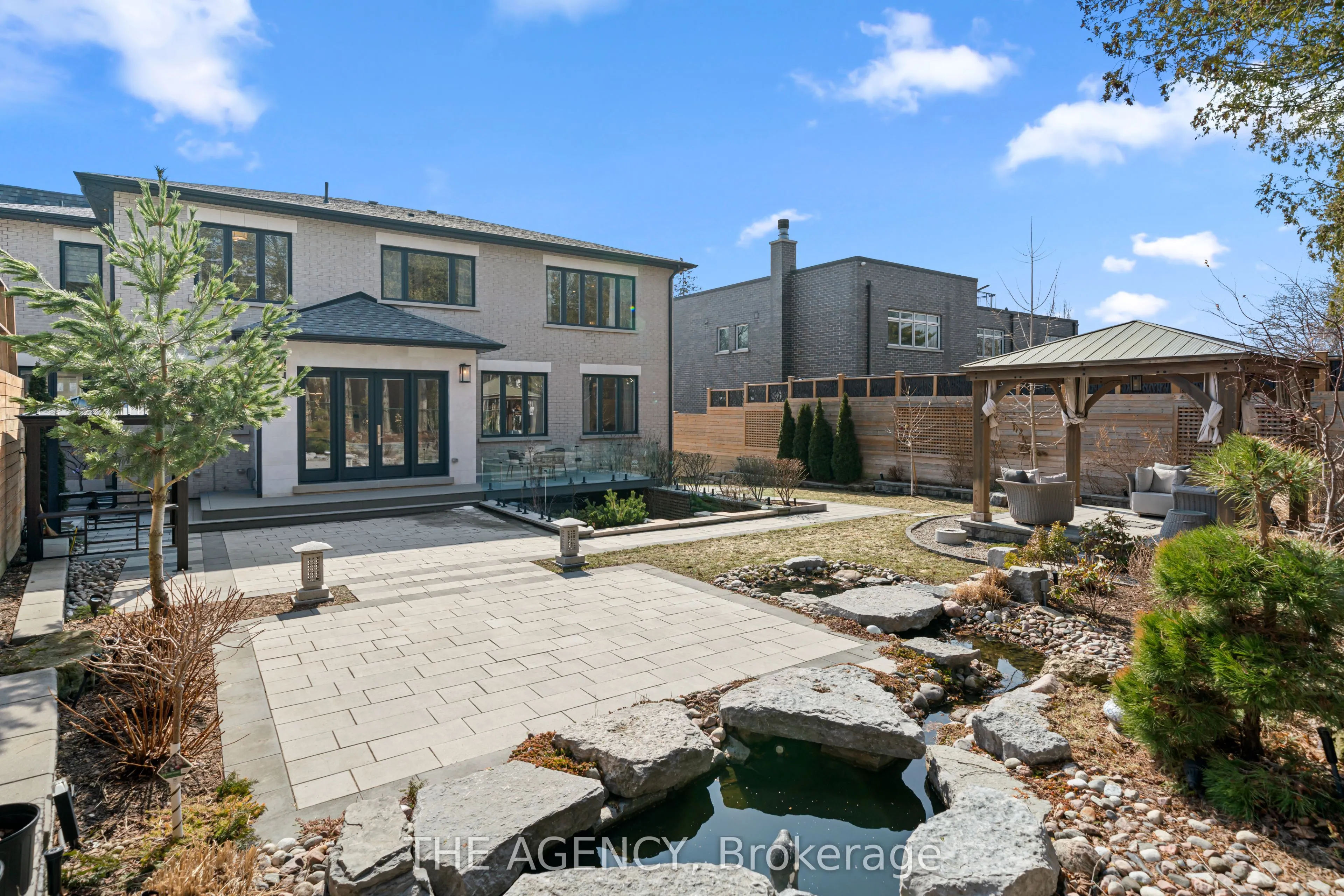 18 Suncrest Drive