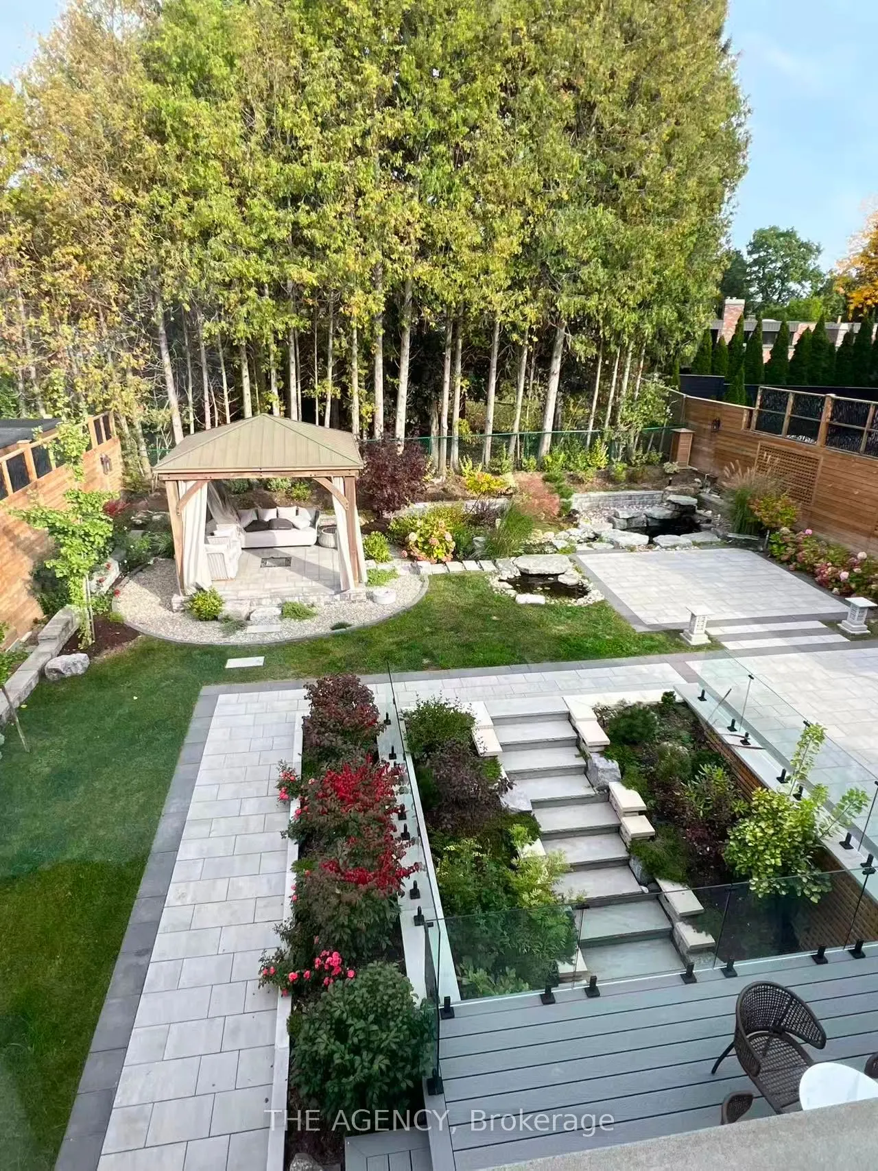 18 Suncrest Drive