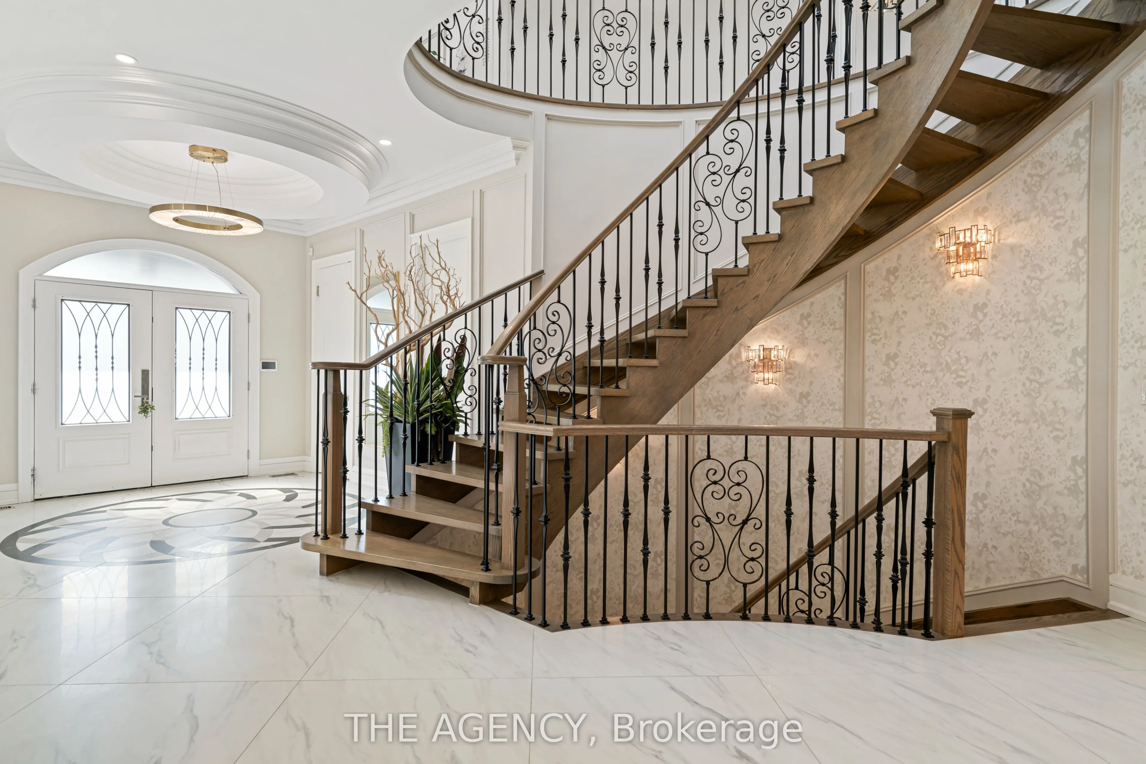 18 Suncrest Drive
