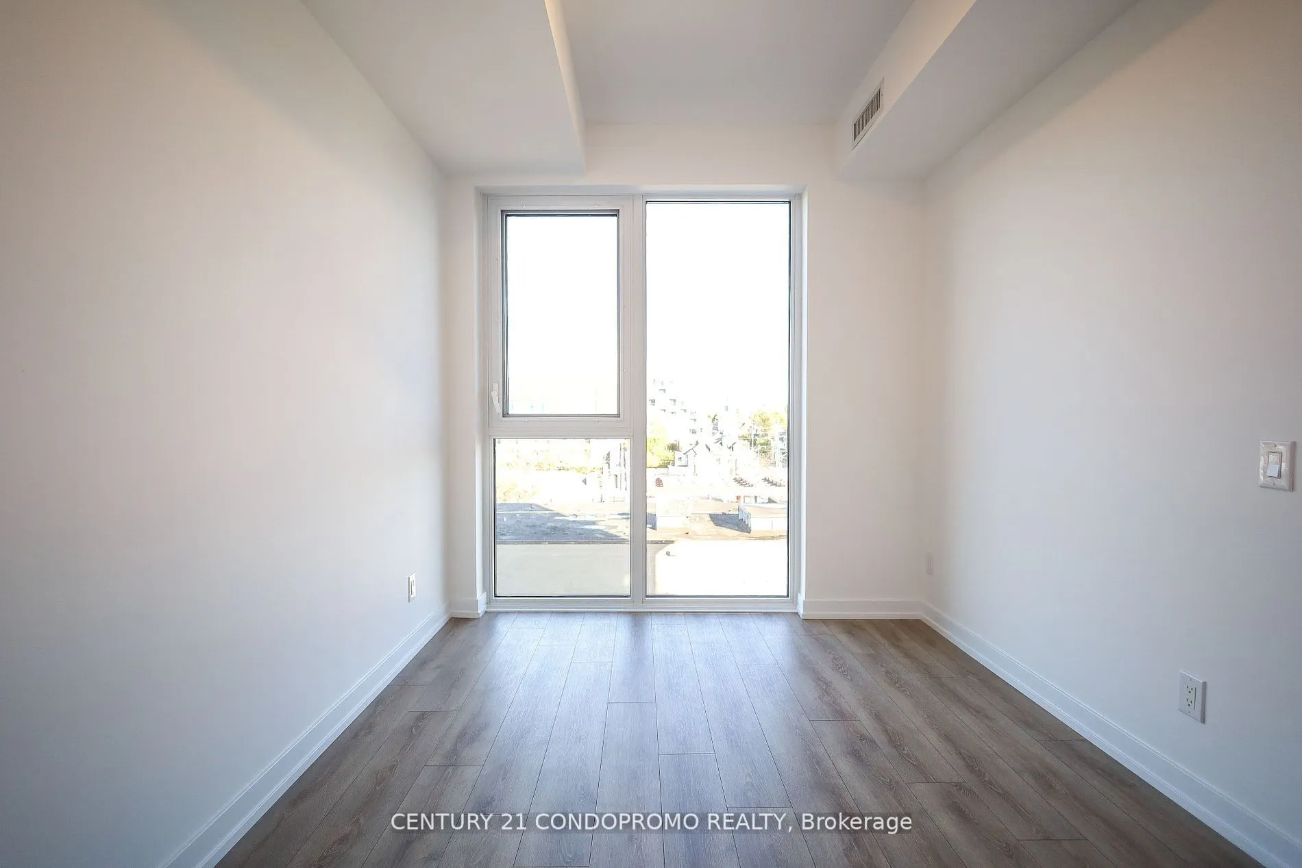500 Dupont Street #515